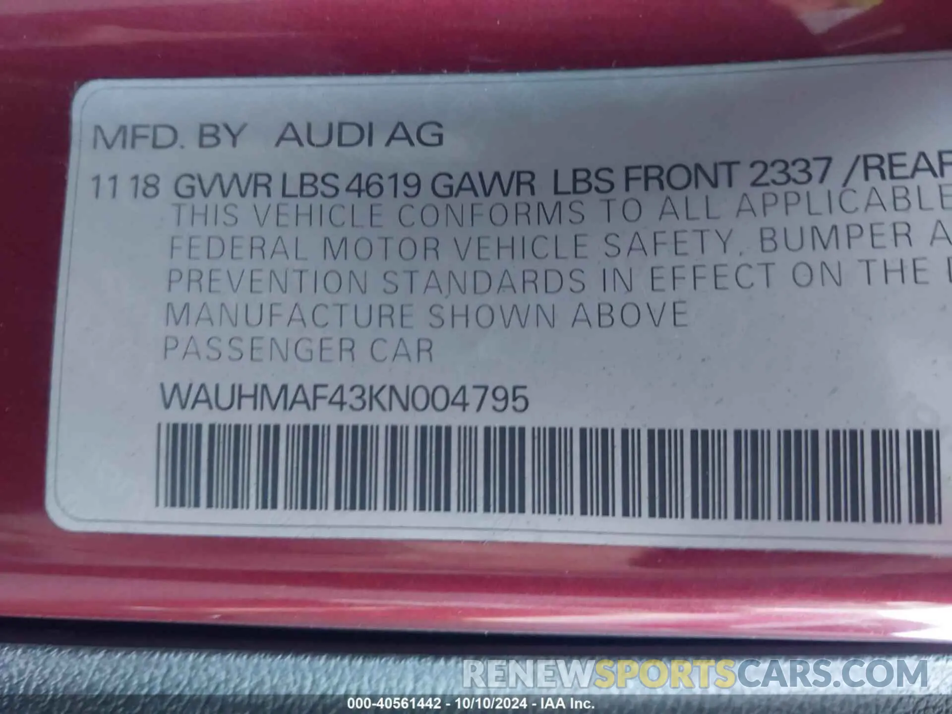 9 Photograph of a damaged car WAUHMAF43KN004795 AUDI A4 2019