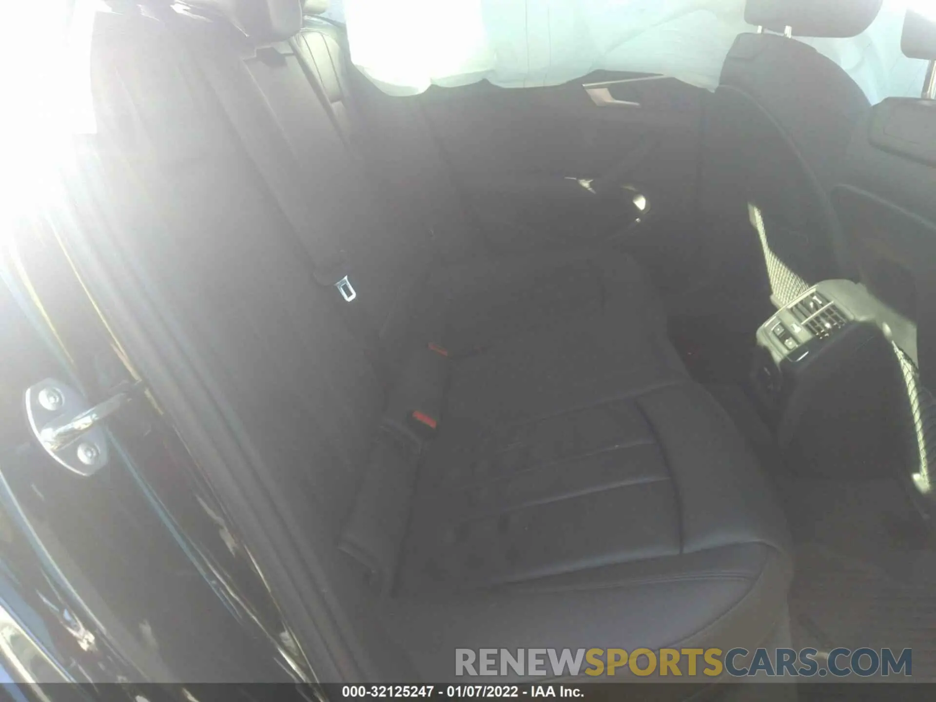 8 Photograph of a damaged car WAUHMAF4XKN002395 AUDI A4 2019