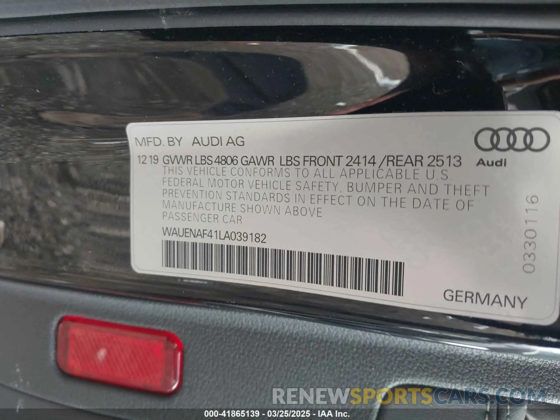9 Photograph of a damaged car WAUENAF41LA039182 AUDI A4 2020