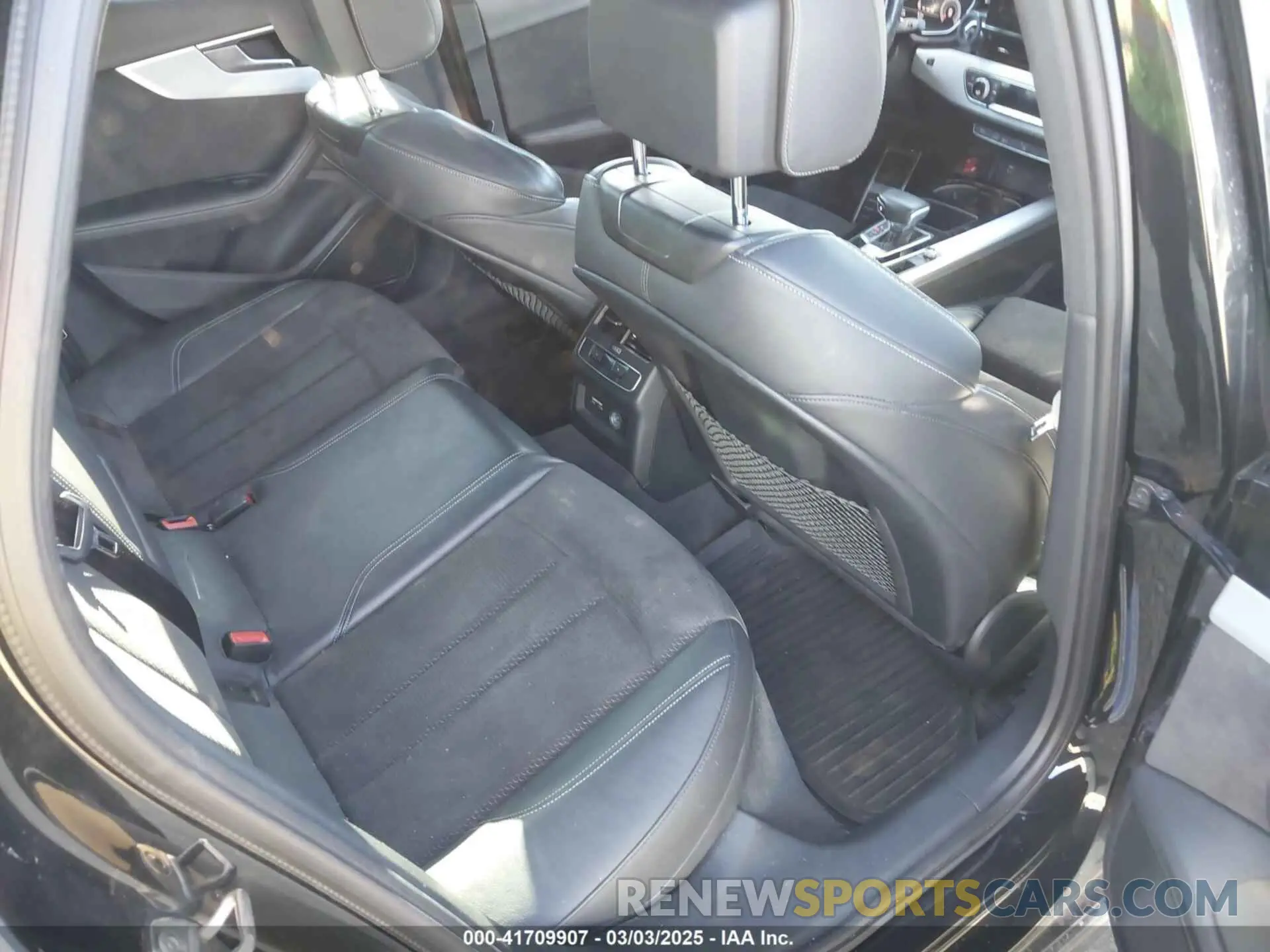 8 Photograph of a damaged car WAUENAF41LA042504 AUDI A4 2020
