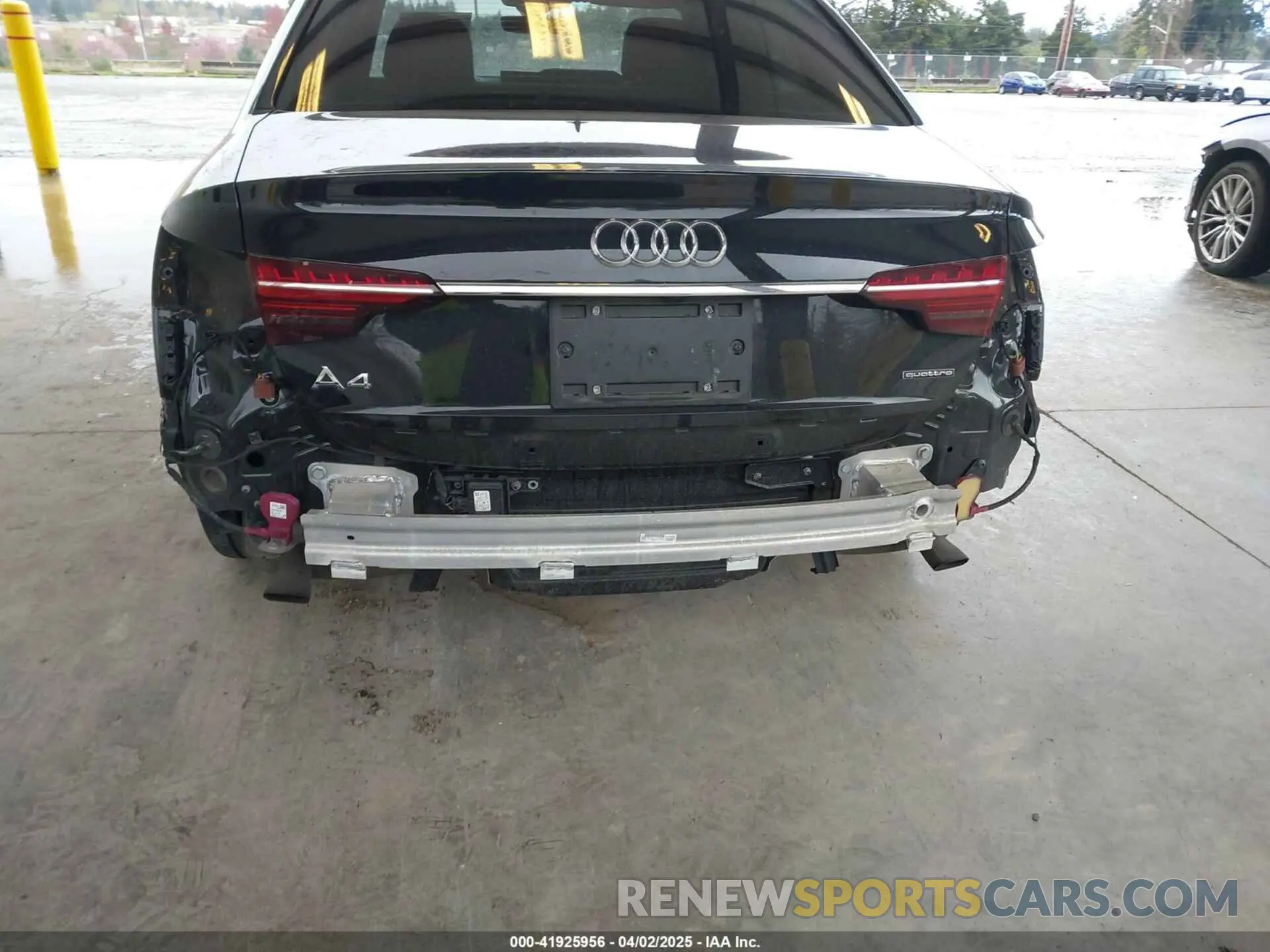 6 Photograph of a damaged car WAUENAF44LN010185 AUDI A4 2020