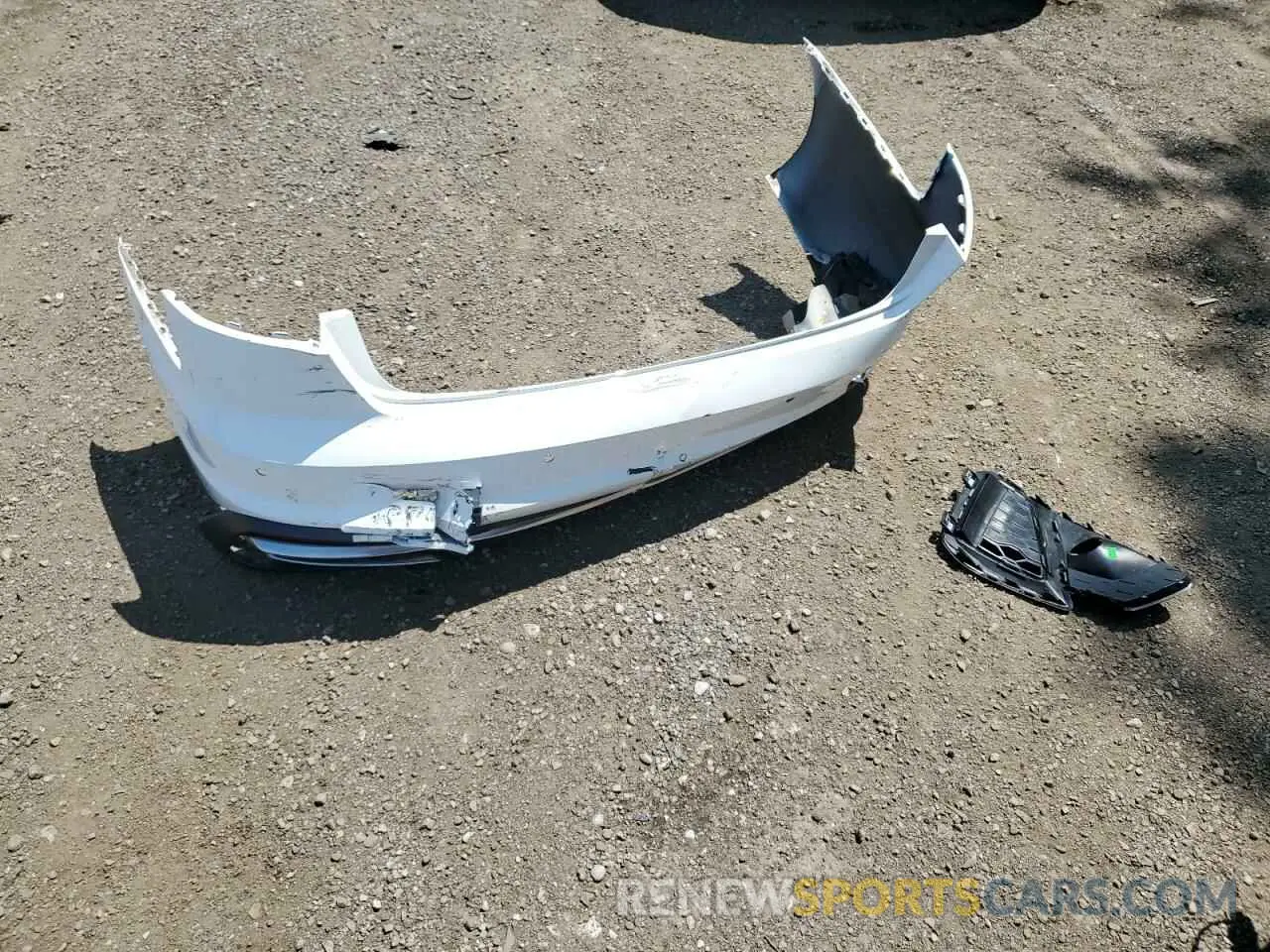12 Photograph of a damaged car WAUENAF48LA043648 AUDI A4 2020