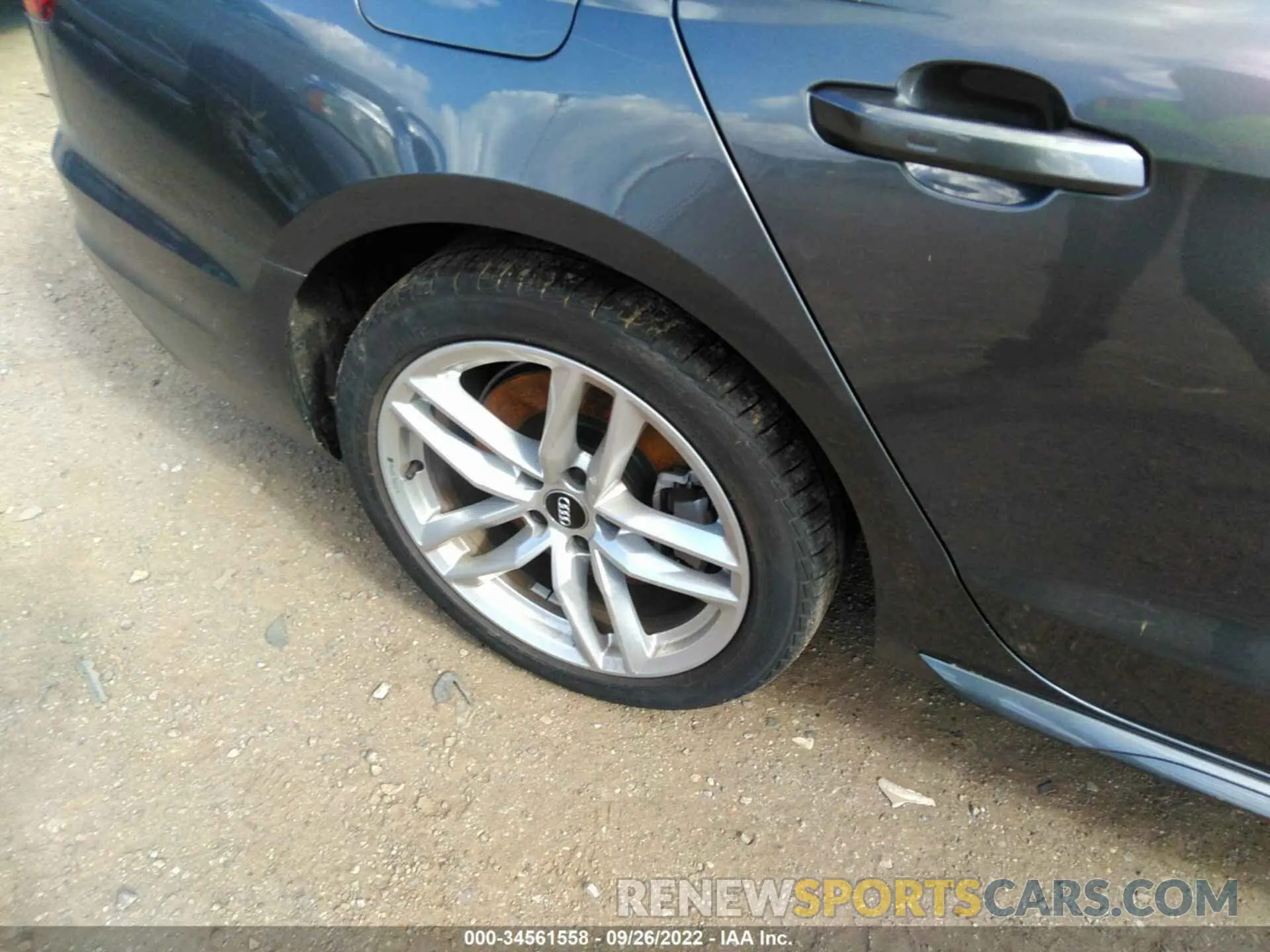15 Photograph of a damaged car WAUENAF48LN005314 AUDI A4 2020