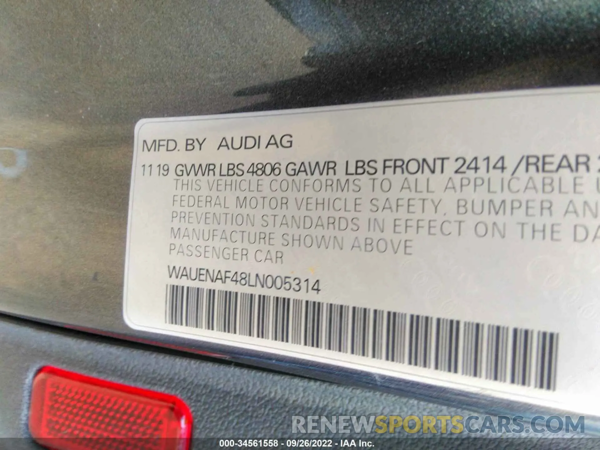 9 Photograph of a damaged car WAUENAF48LN005314 AUDI A4 2020