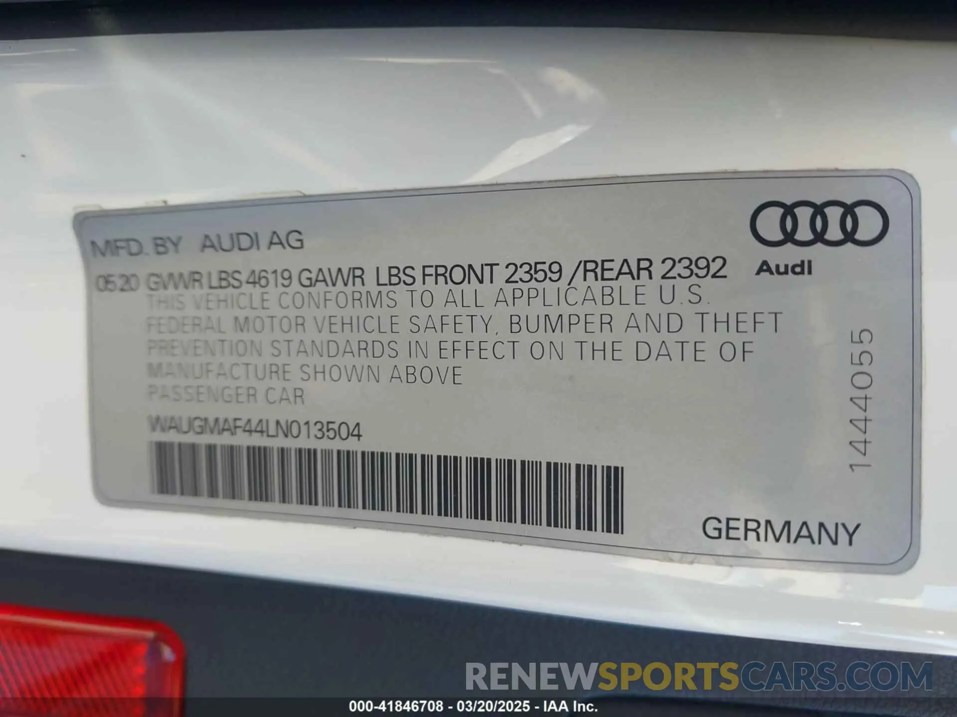 9 Photograph of a damaged car WAUGMAF44LN013504 AUDI A4 2020