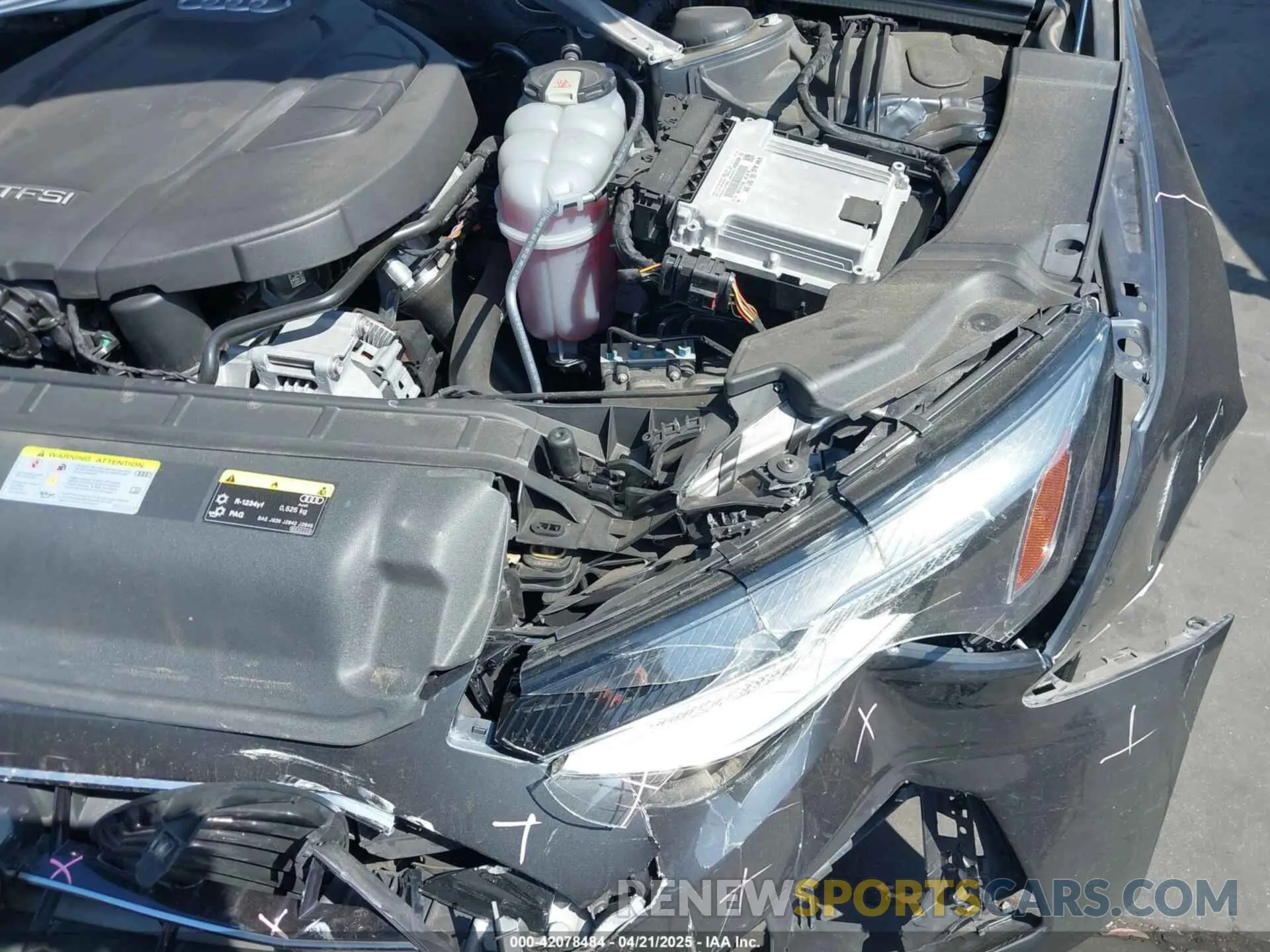 17 Photograph of a damaged car WAUGMAF46LN004092 AUDI A4 2020