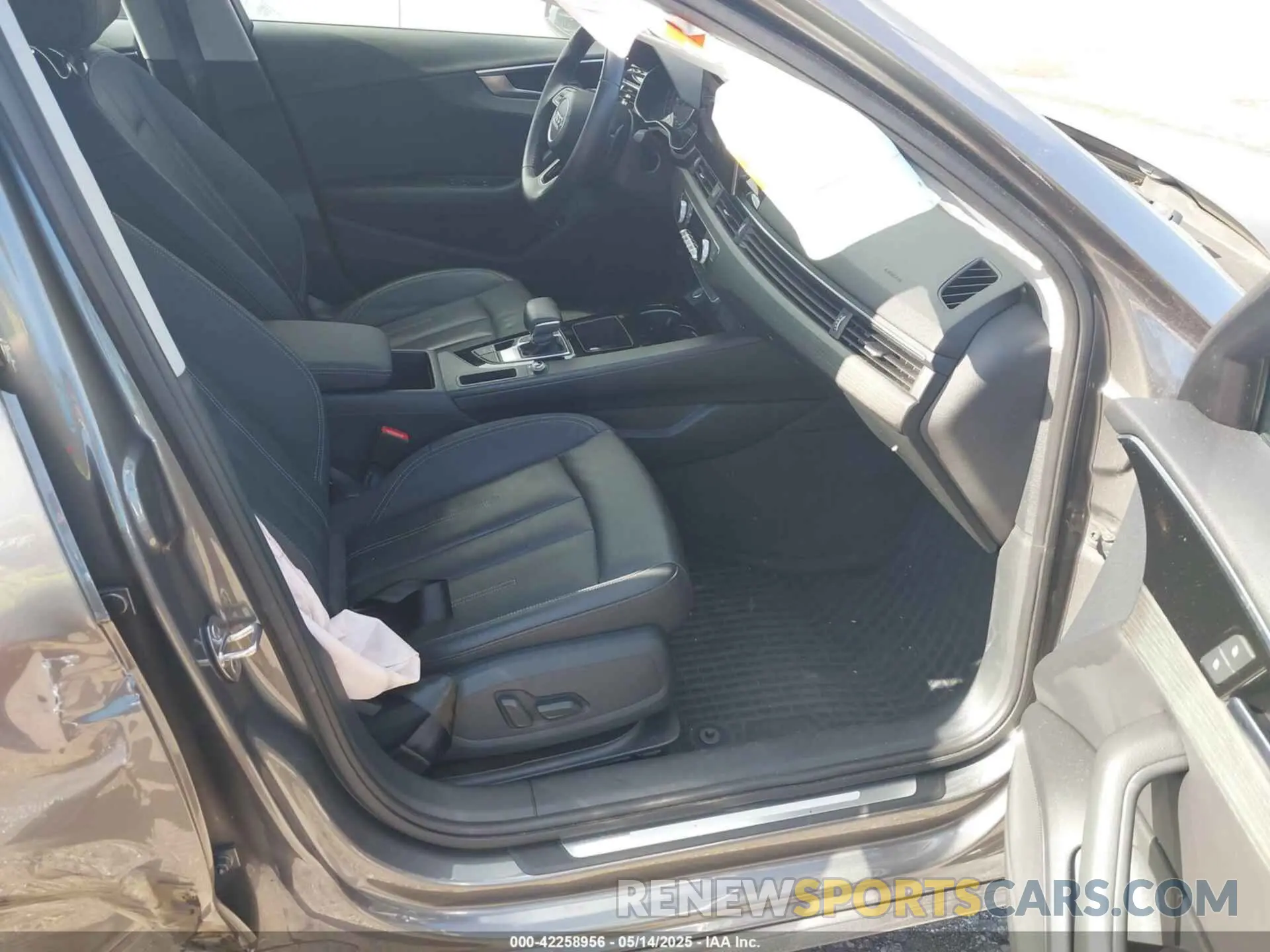 5 Photograph of a damaged car WAUGMAF48LA069968 AUDI A4 2020