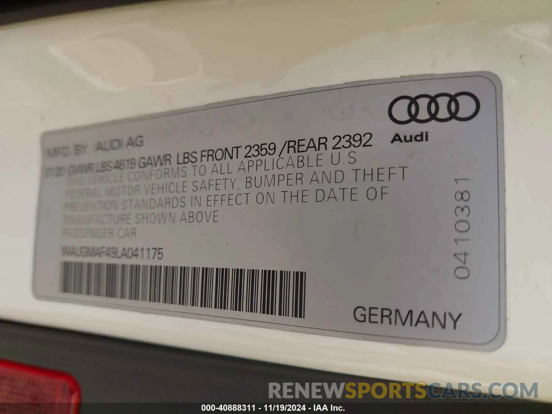 9 Photograph of a damaged car WAUGMAF49LA041175 AUDI A4 2020