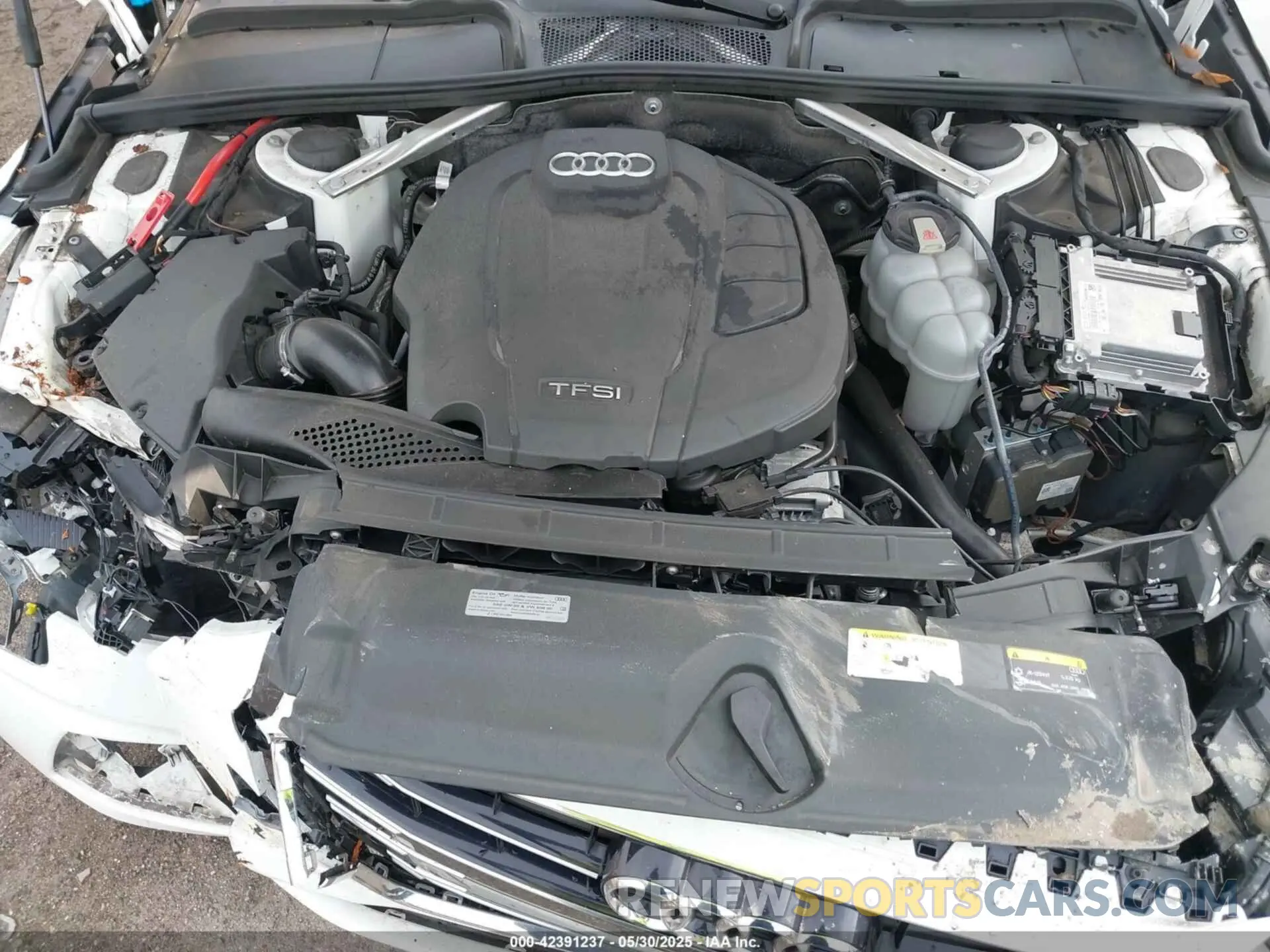 10 Photograph of a damaged car WAUGMAF49LA044903 AUDI A4 2020