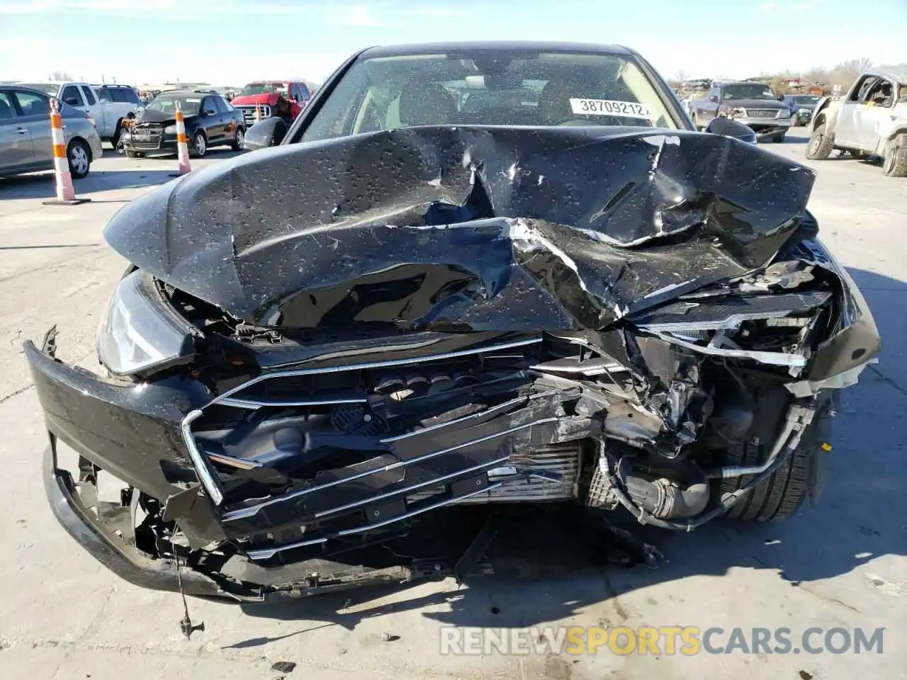 7 Photograph of a damaged car WAUGMAF4XLA037989 AUDI A4 2020