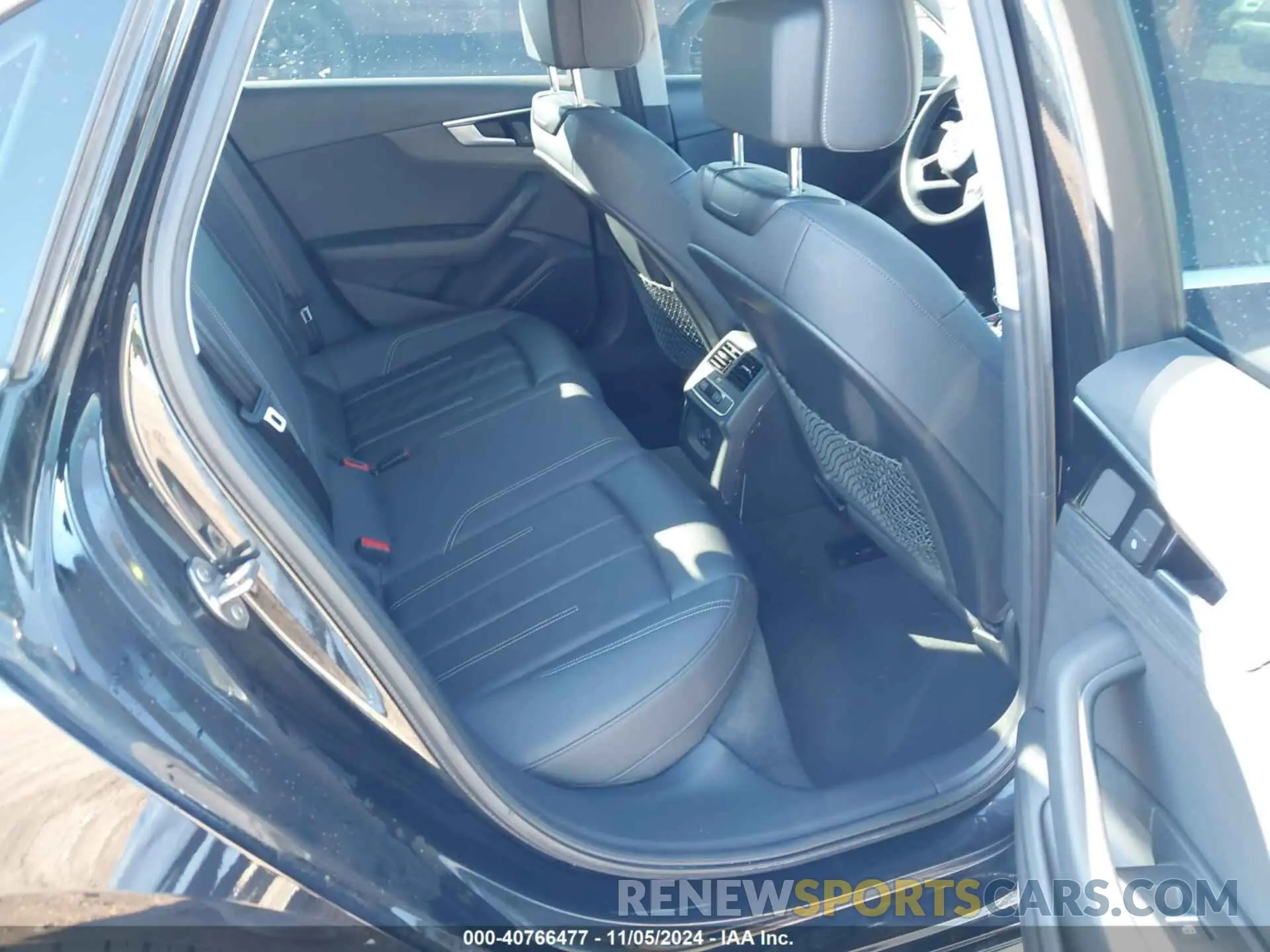 7 Photograph of a damaged car WAUGMAF4XLA072922 AUDI A4 2020