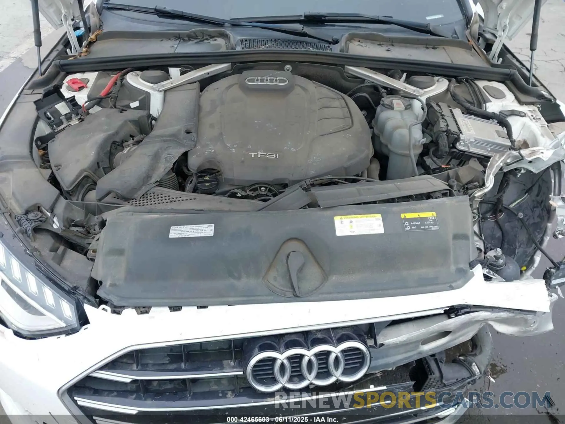 10 Photograph of a damaged car WAUHMAF41LN004876 AUDI A4 2020