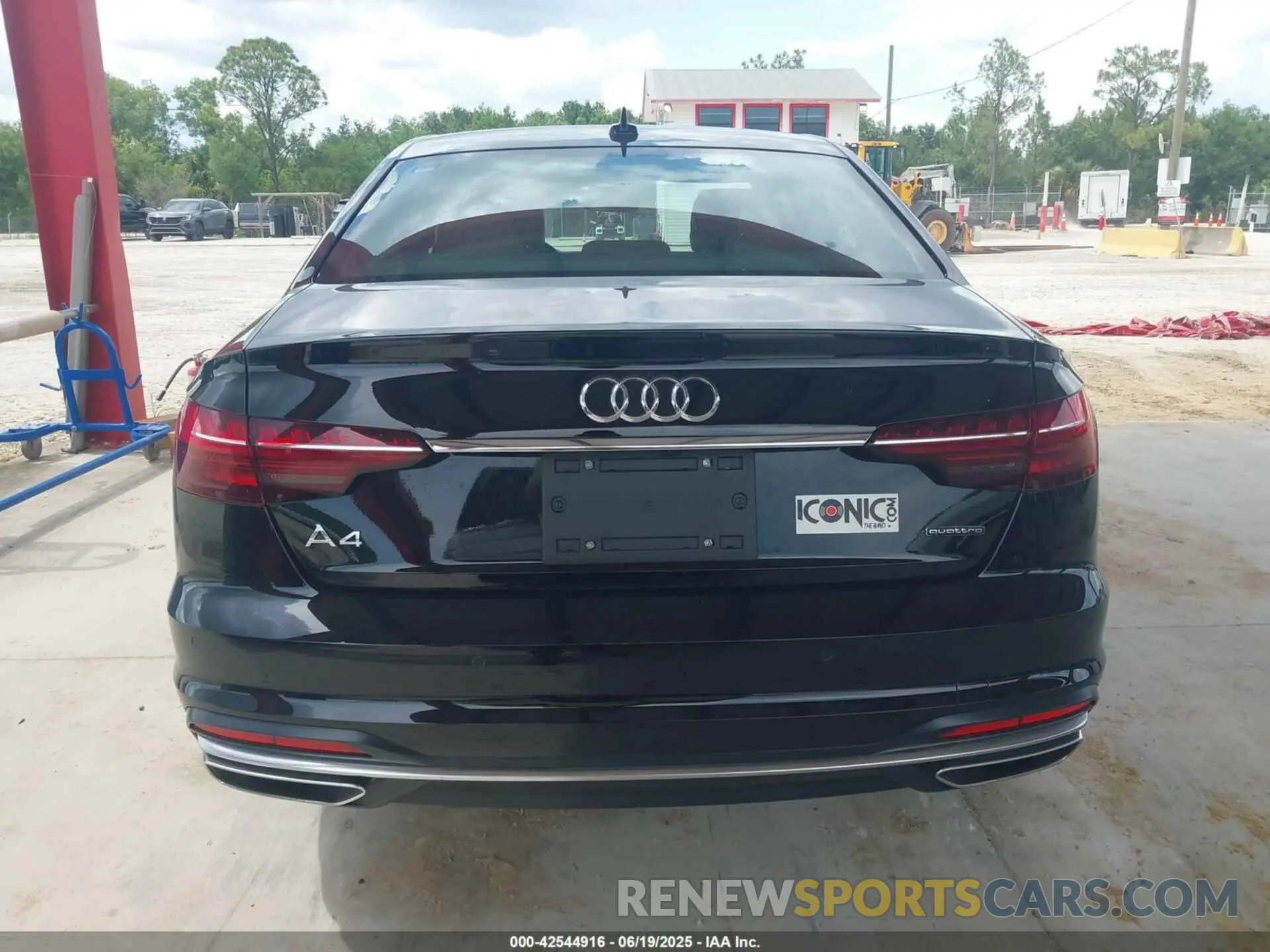 17 Photograph of a damaged car WAUABAF41MA051177 AUDI A4 2021