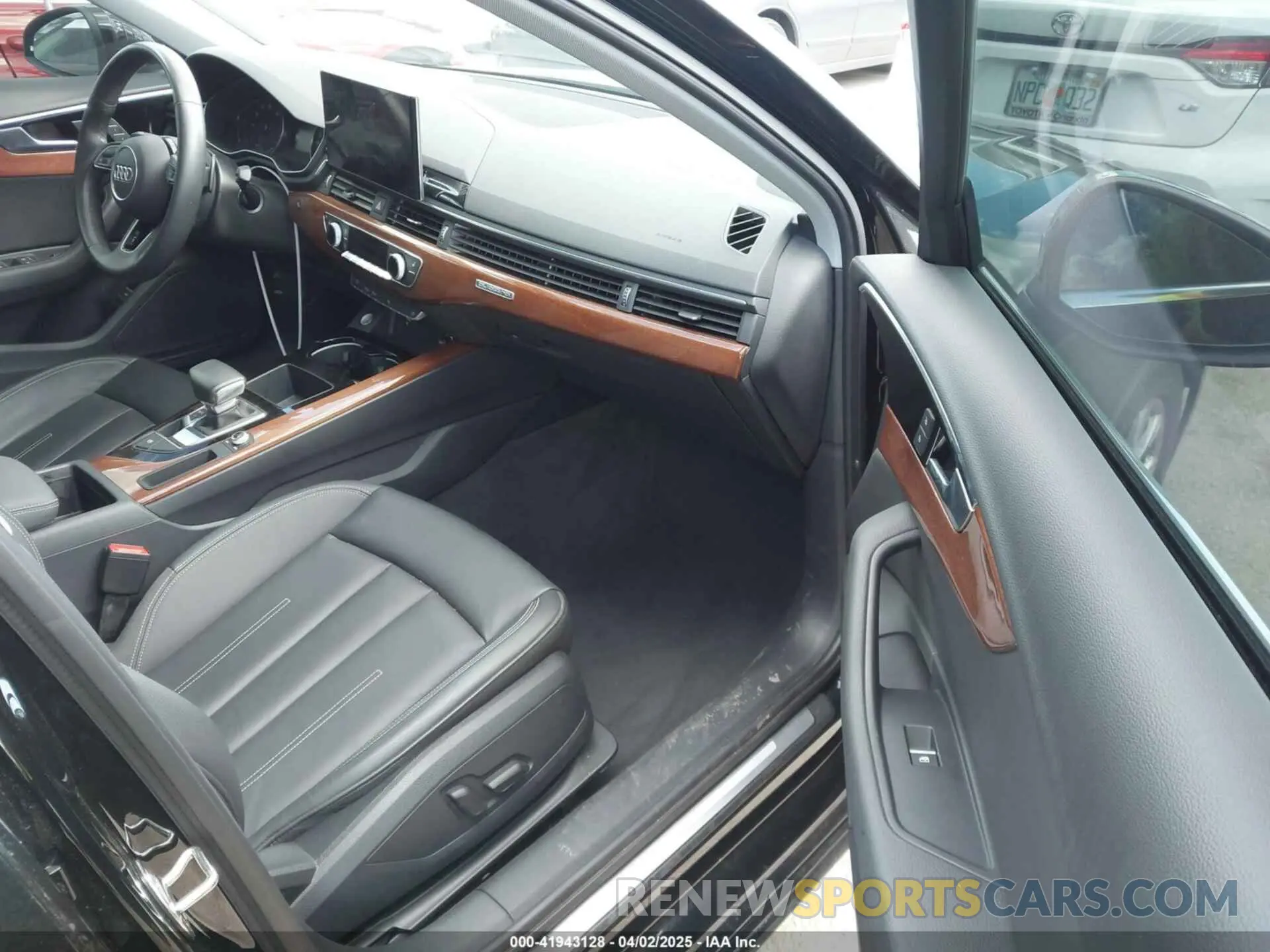 5 Photograph of a damaged car WAUABAF45MA059539 AUDI A4 2021
