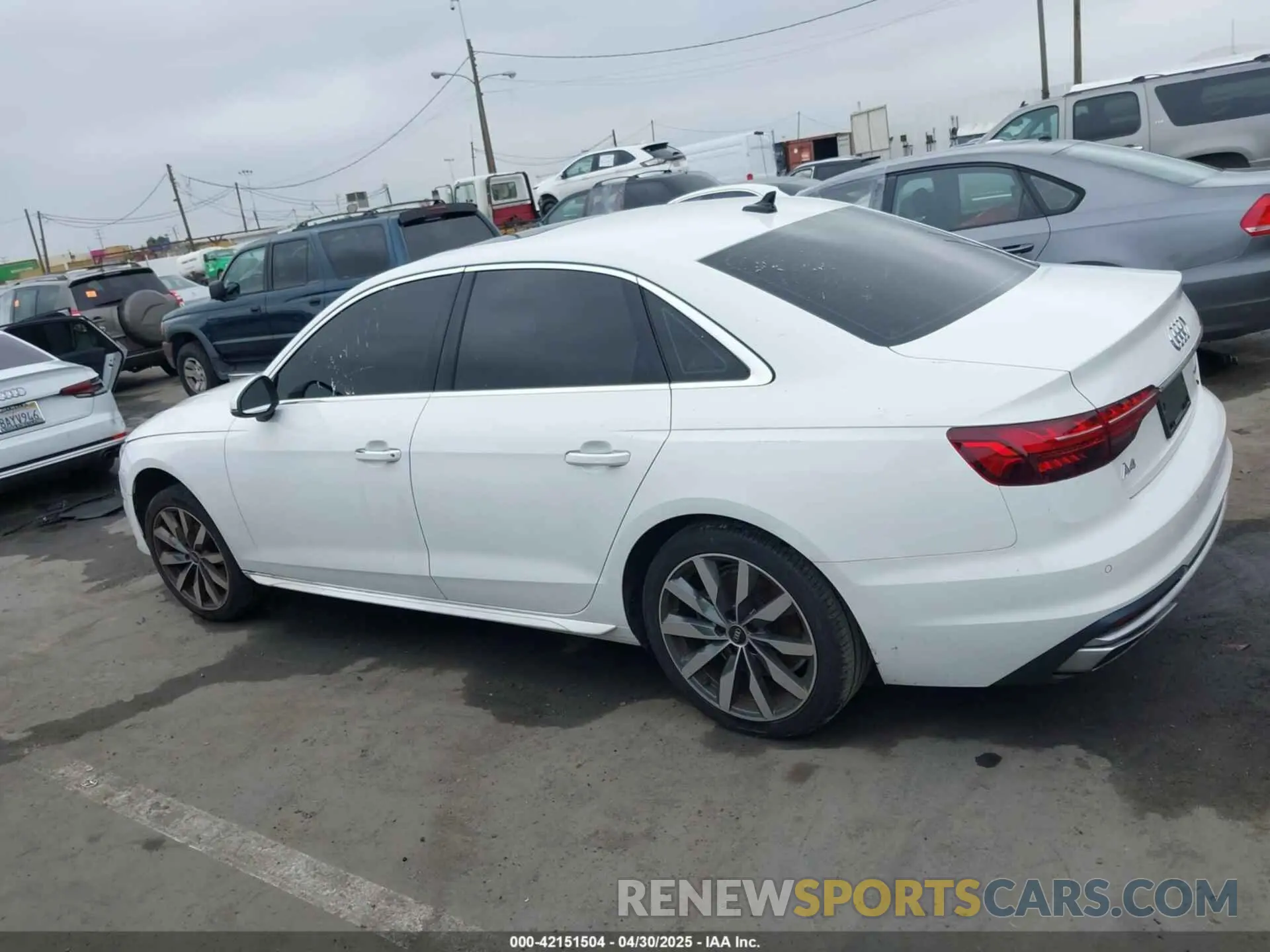 14 Photograph of a damaged car WAUABAF46MA051529 AUDI A4 2021
