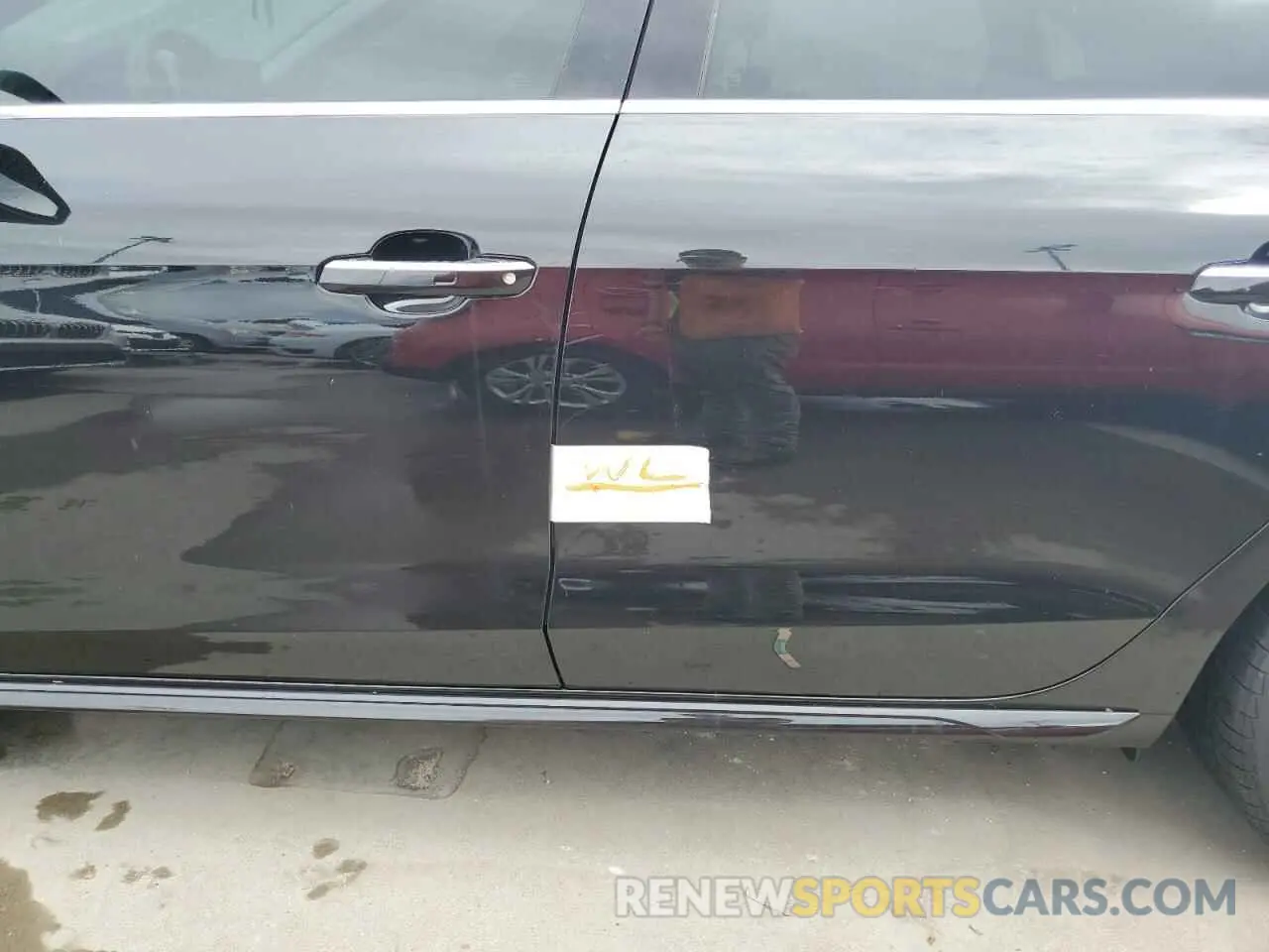 12 Photograph of a damaged car WAUABAF47MN002932 AUDI A4 2021