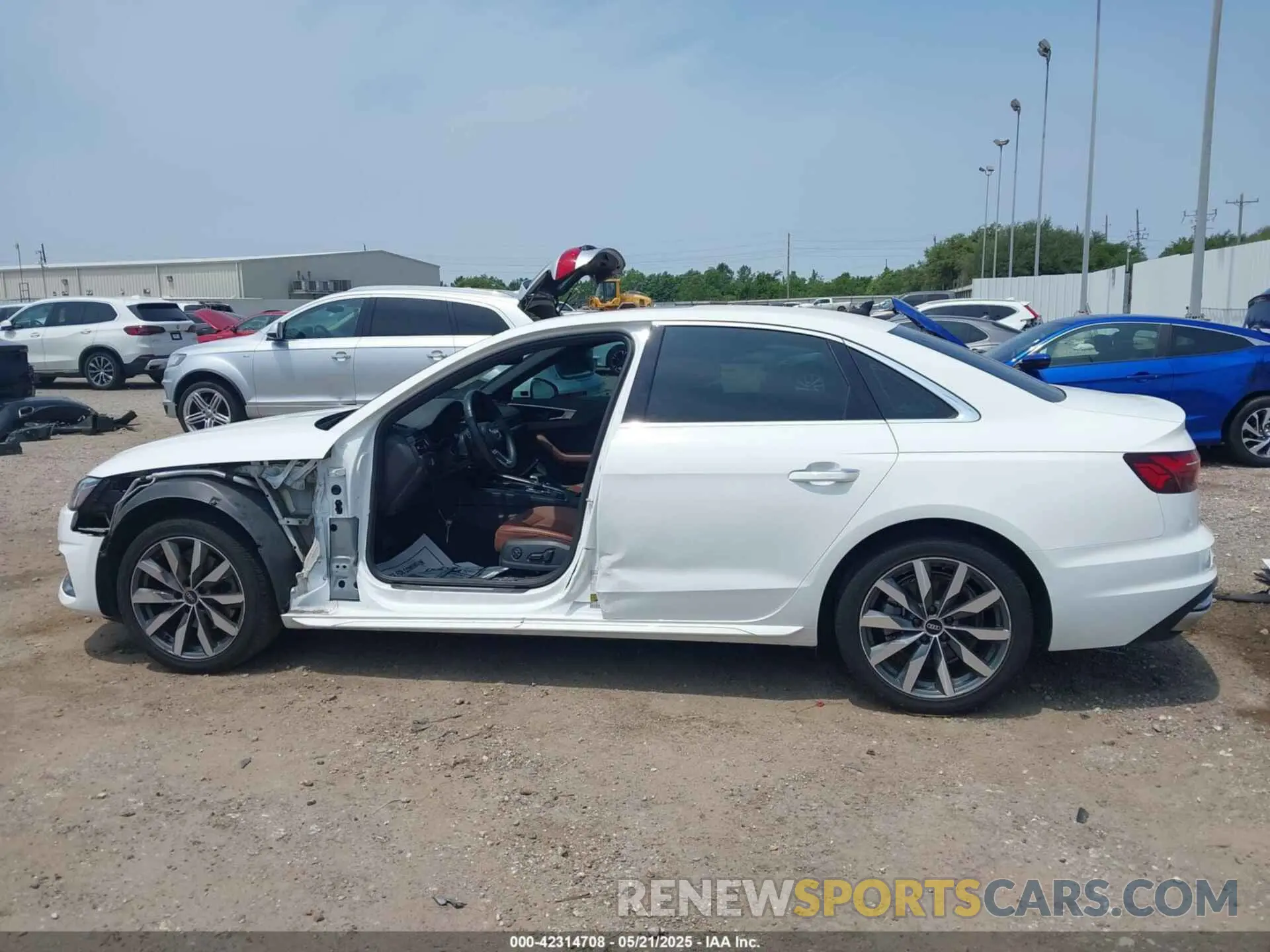 15 Photograph of a damaged car WAUBBAF46MA085653 AUDI A4 2021