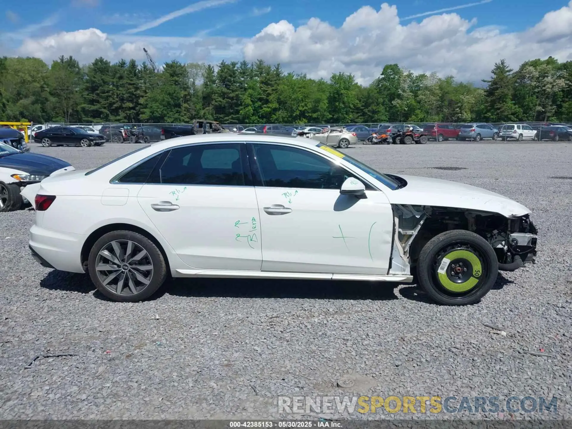 14 Photograph of a damaged car WAUBBAF46MN008077 AUDI A4 2021