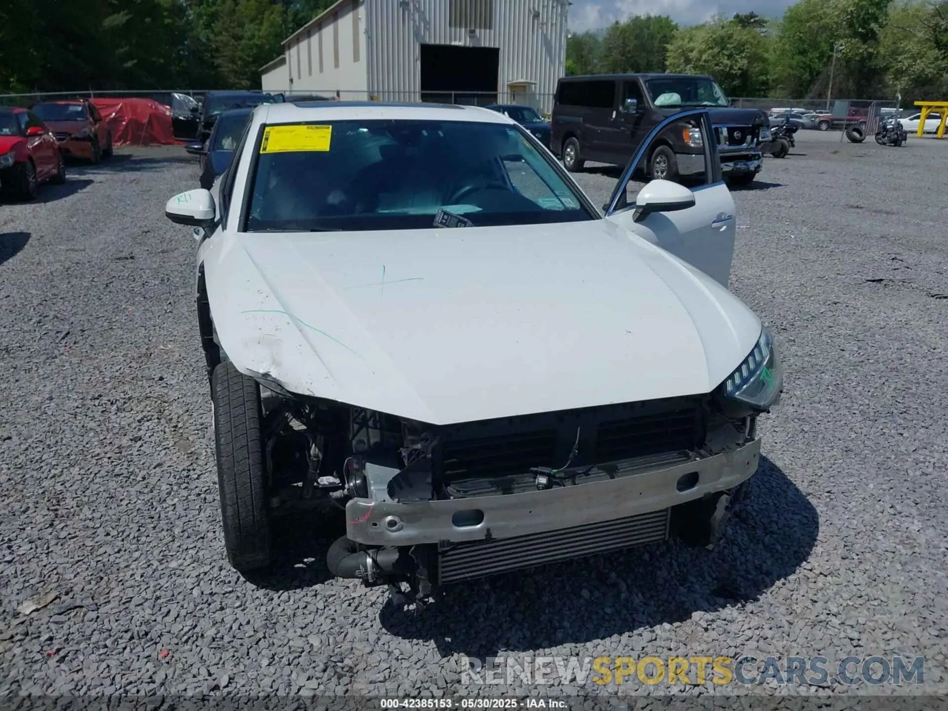 6 Photograph of a damaged car WAUBBAF46MN008077 AUDI A4 2021