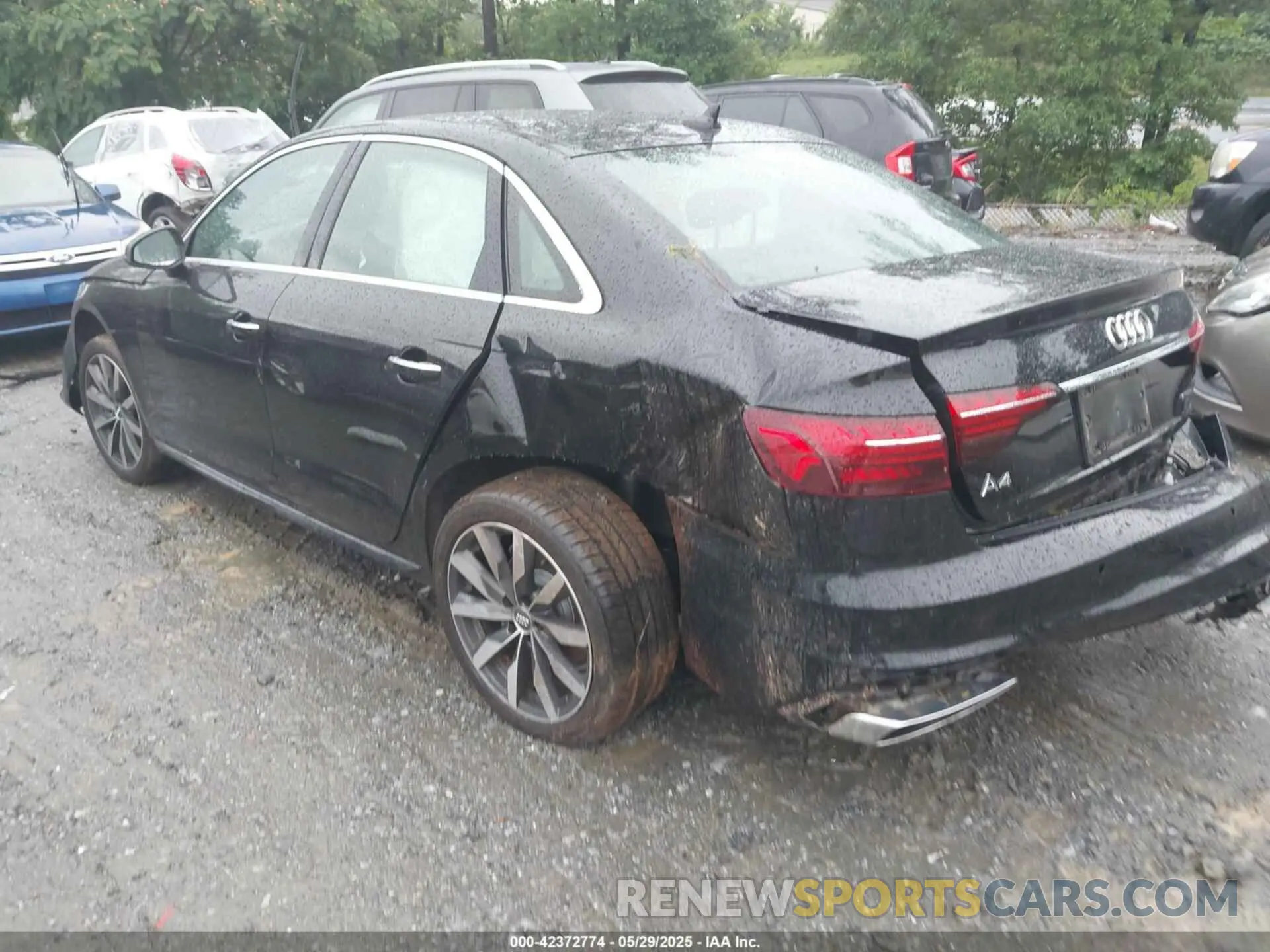 3 Photograph of a damaged car WAUBBAF47MA030208 AUDI A4 2021