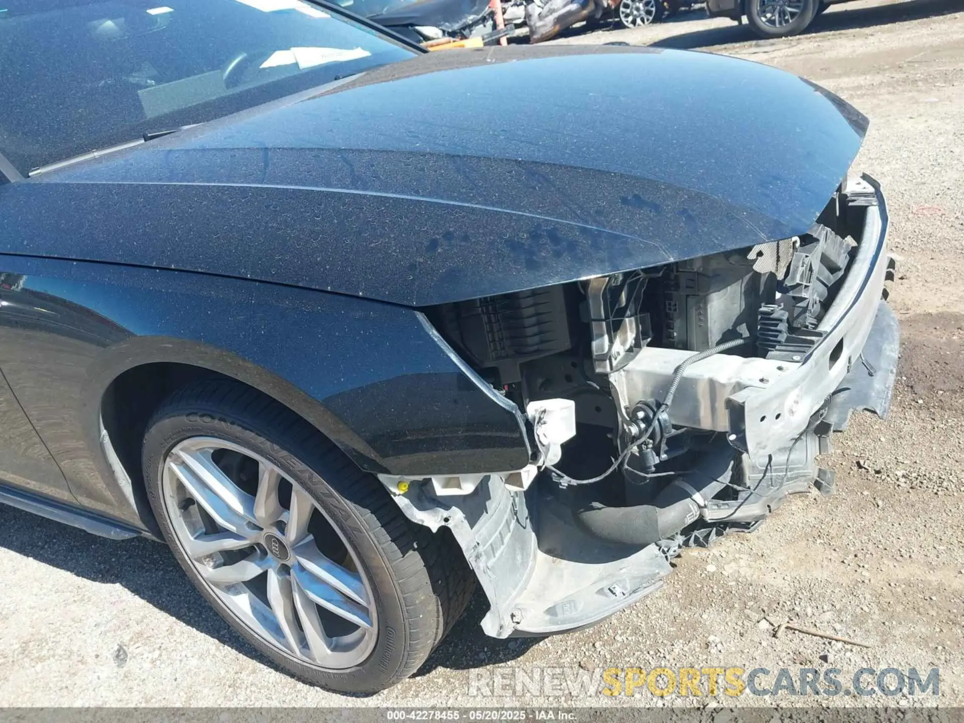 19 Photograph of a damaged car WAUEAAF40MA075183 AUDI A4 2021