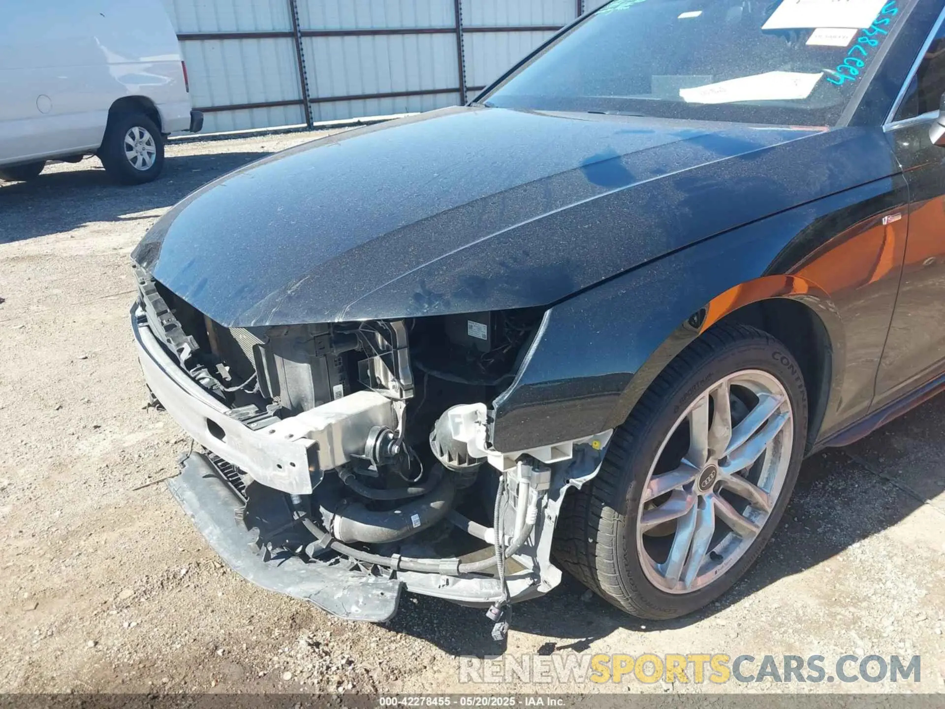 21 Photograph of a damaged car WAUEAAF40MA075183 AUDI A4 2021