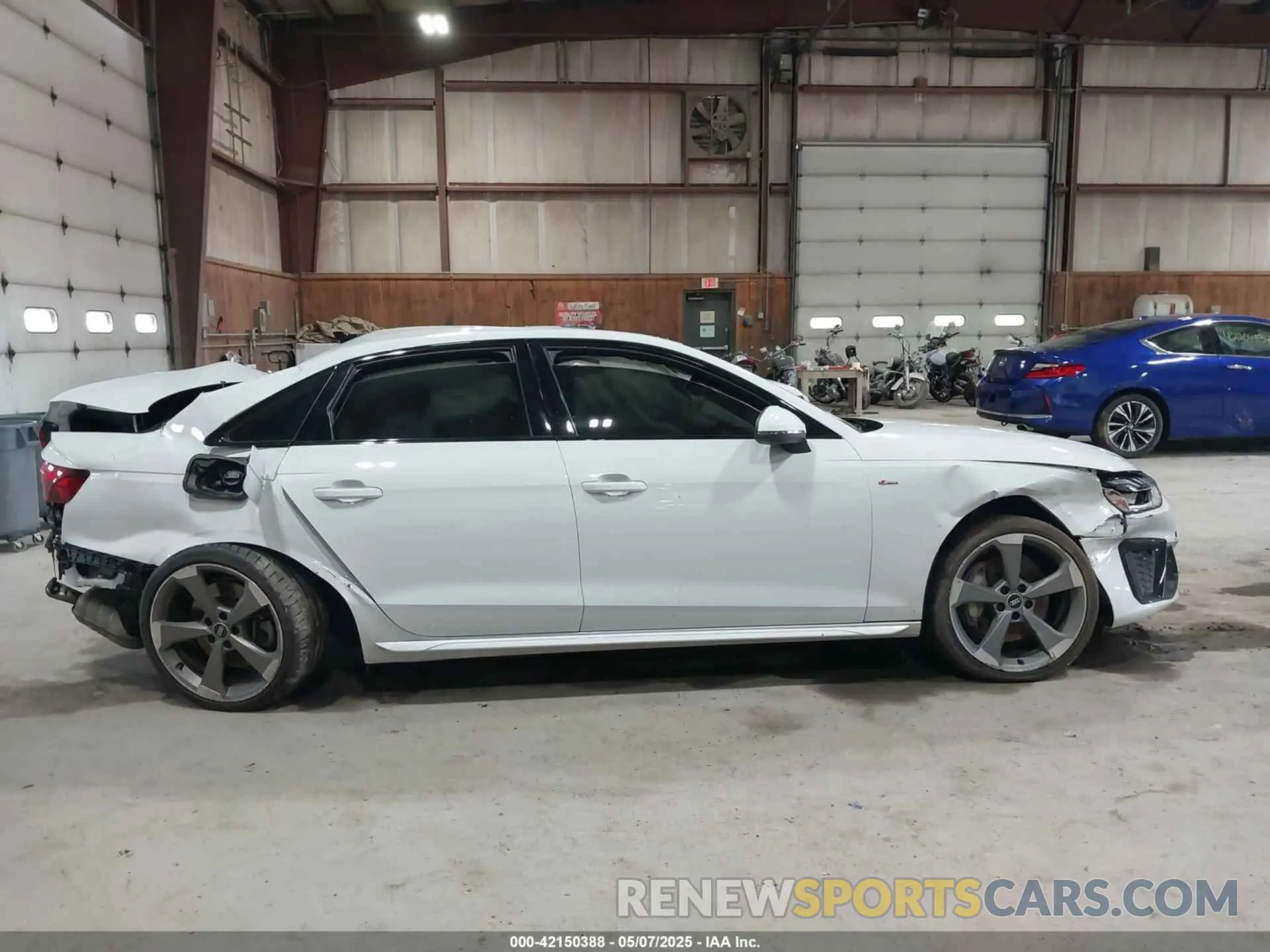 12 Photograph of a damaged car WAUEAAF41MA074690 AUDI A4 2021