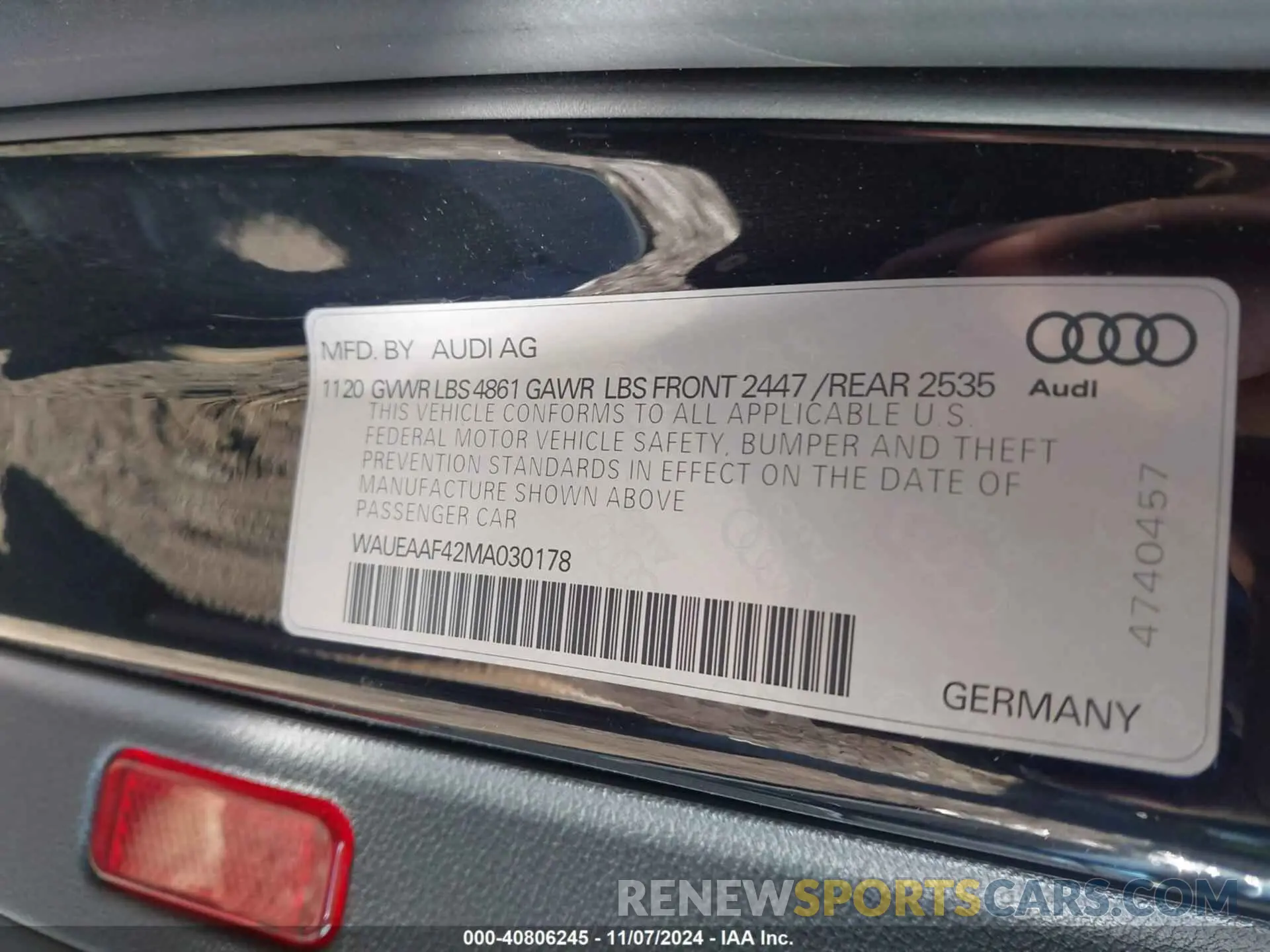 9 Photograph of a damaged car WAUEAAF42MA030178 AUDI A4 2021