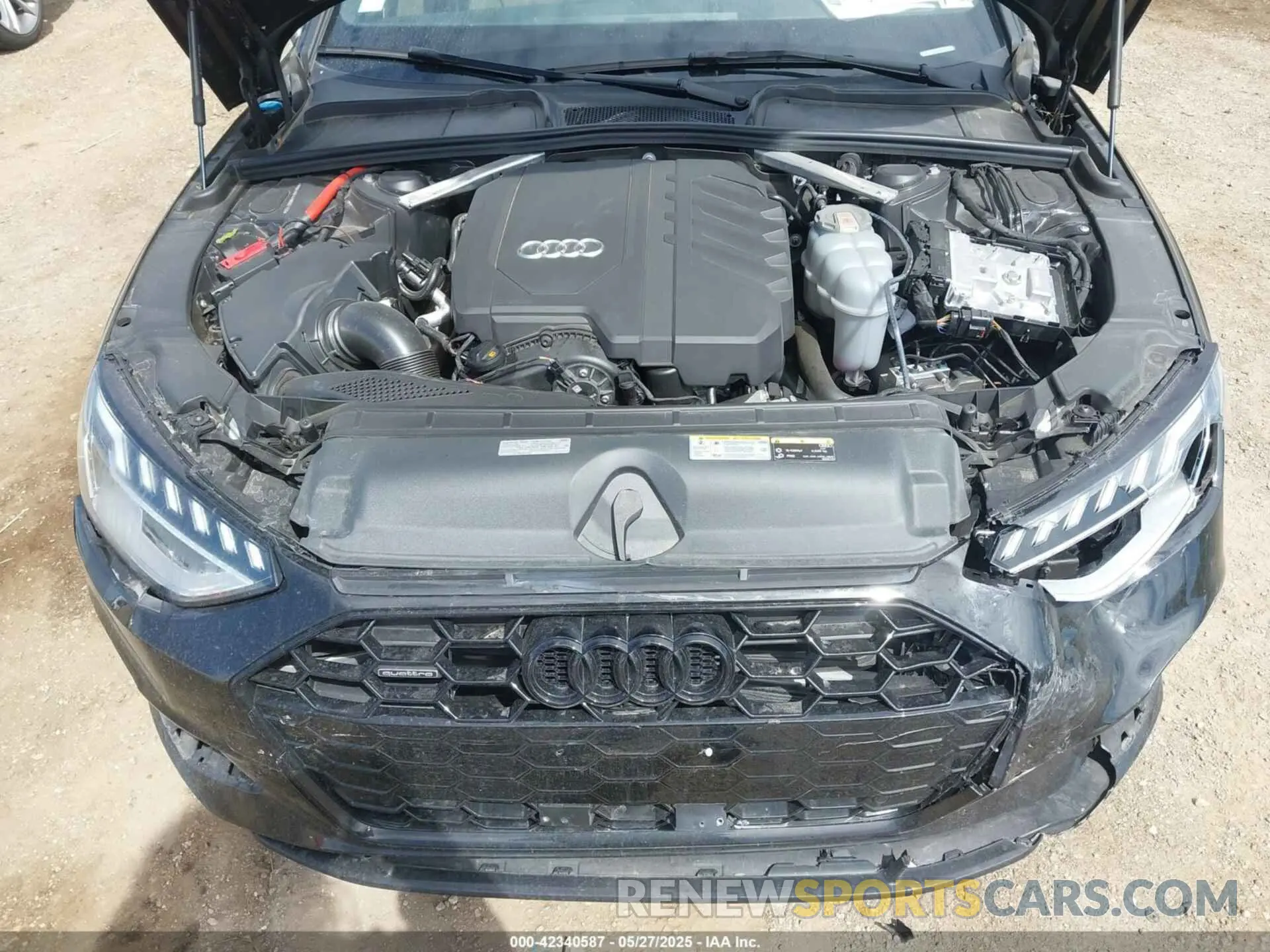 10 Photograph of a damaged car WAUEAAF44MN007168 AUDI A4 2021