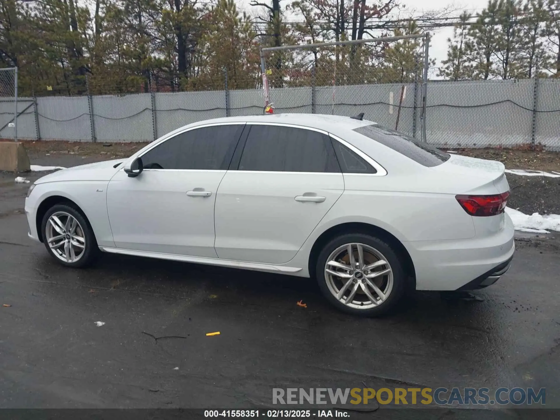 14 Photograph of a damaged car WAUEAAF48MA014602 AUDI A4 2021