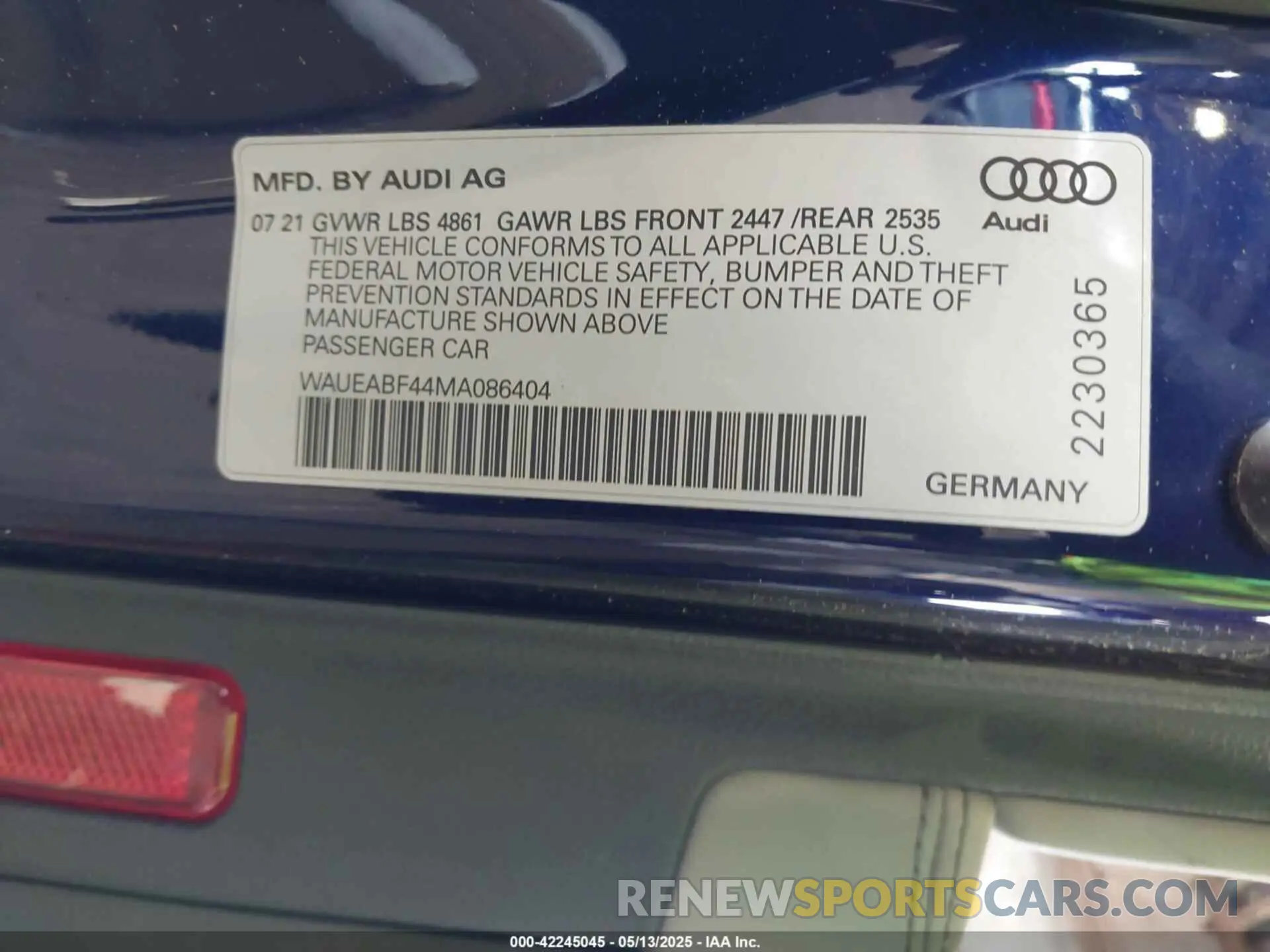 9 Photograph of a damaged car WAUEABF44MA086404 AUDI A4 2021