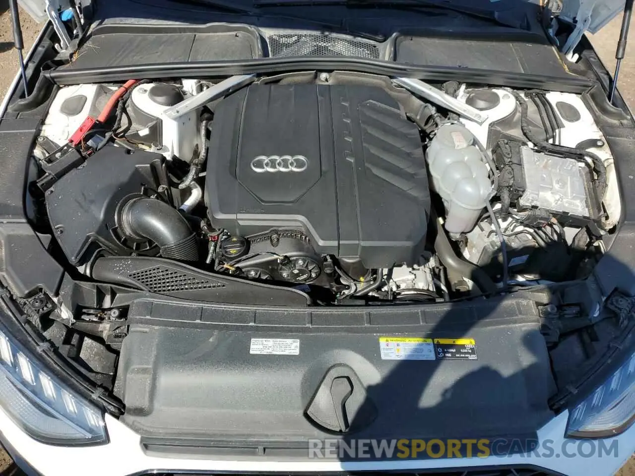 11 Photograph of a damaged car WAUFAAF4XMA075566 AUDI A4 2021