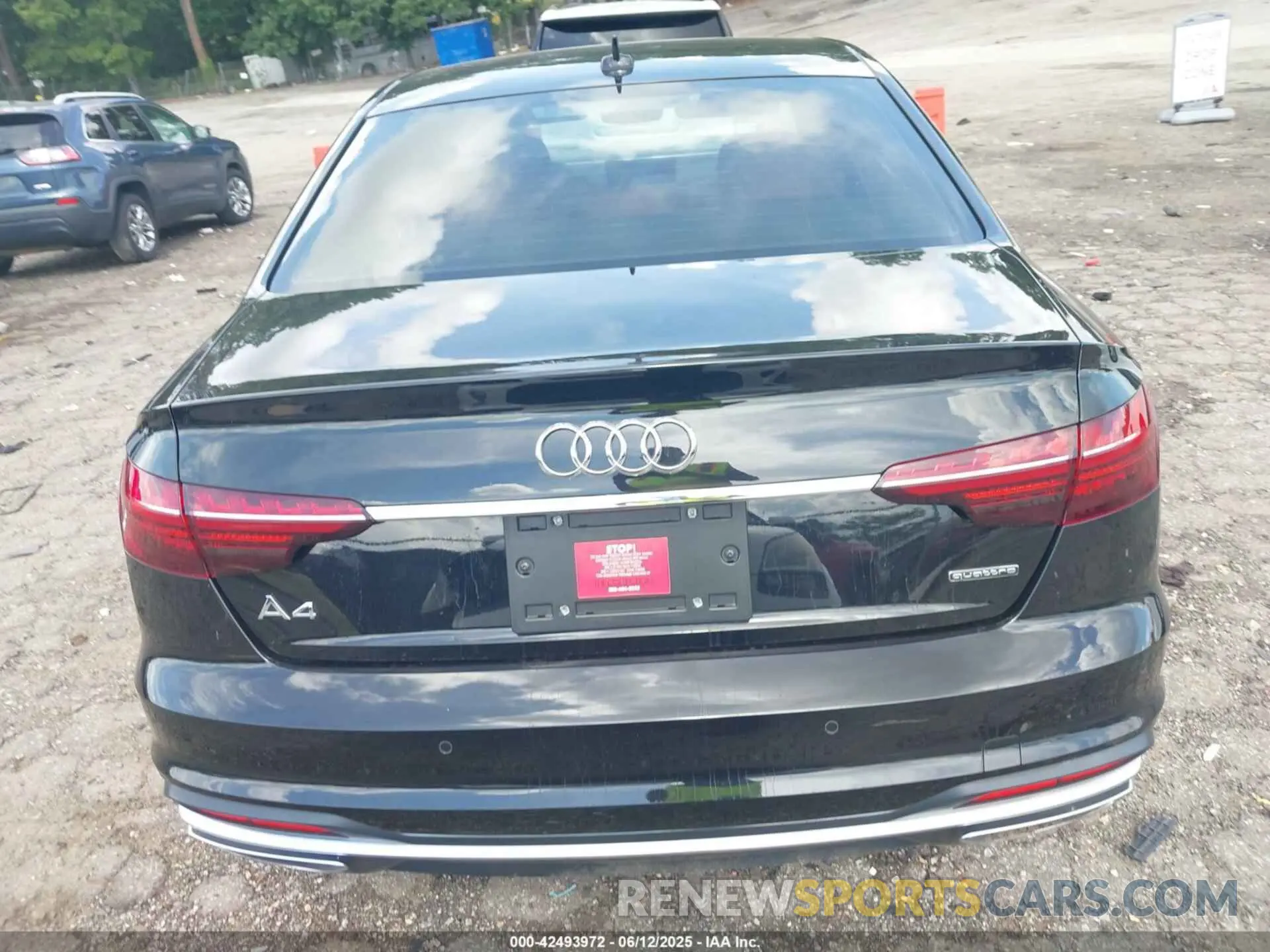 16 Photograph of a damaged car WAUABAF42NN001964 AUDI A4 2022