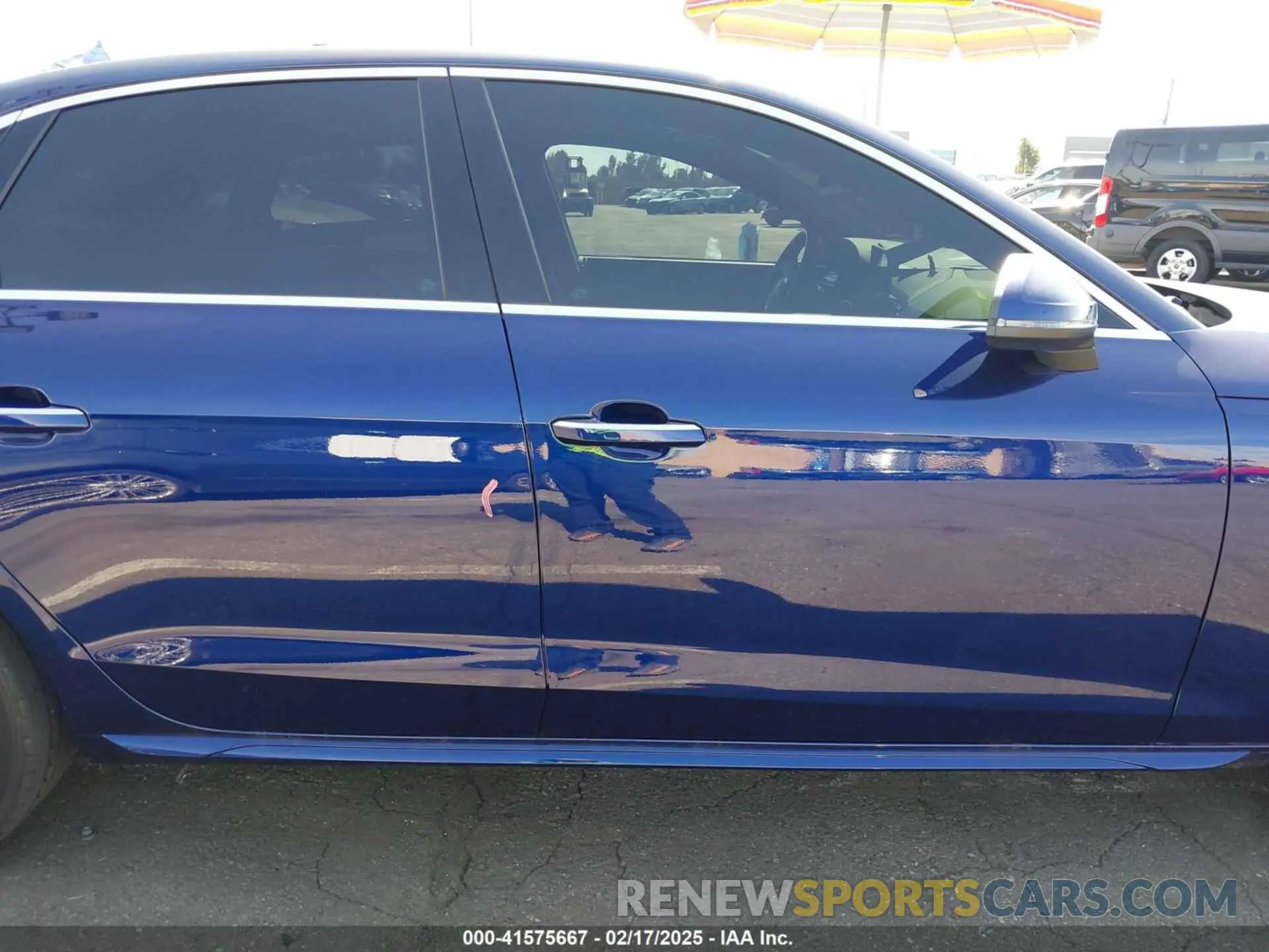 14 Photograph of a damaged car WAUABAF44NA016800 AUDI A4 2022