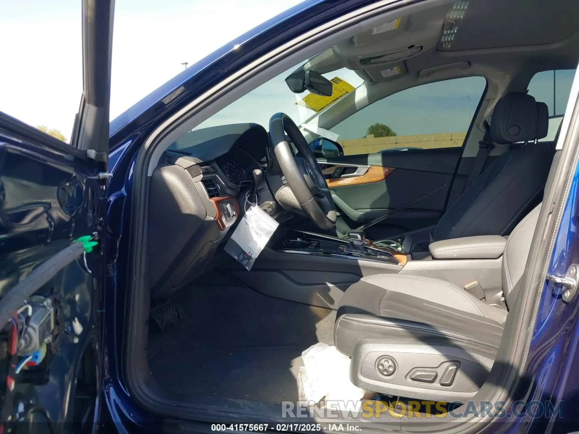 5 Photograph of a damaged car WAUABAF44NA016800 AUDI A4 2022