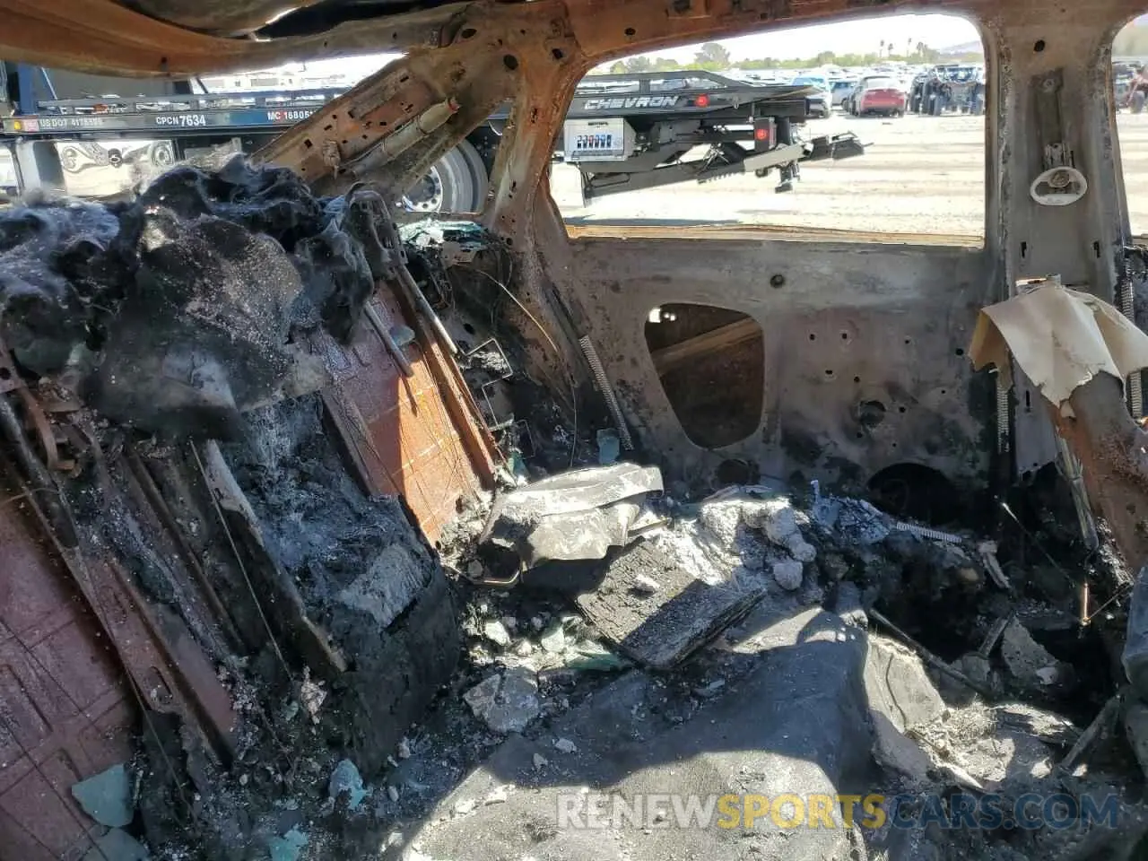 10 Photograph of a damaged car WAUBBAF41NN009252 AUDI A4 2022