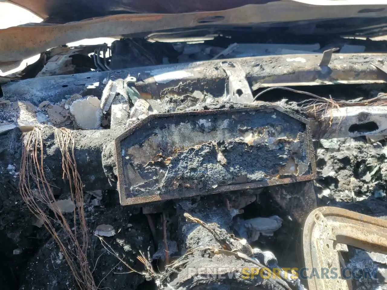 9 Photograph of a damaged car WAUBBAF41NN009252 AUDI A4 2022