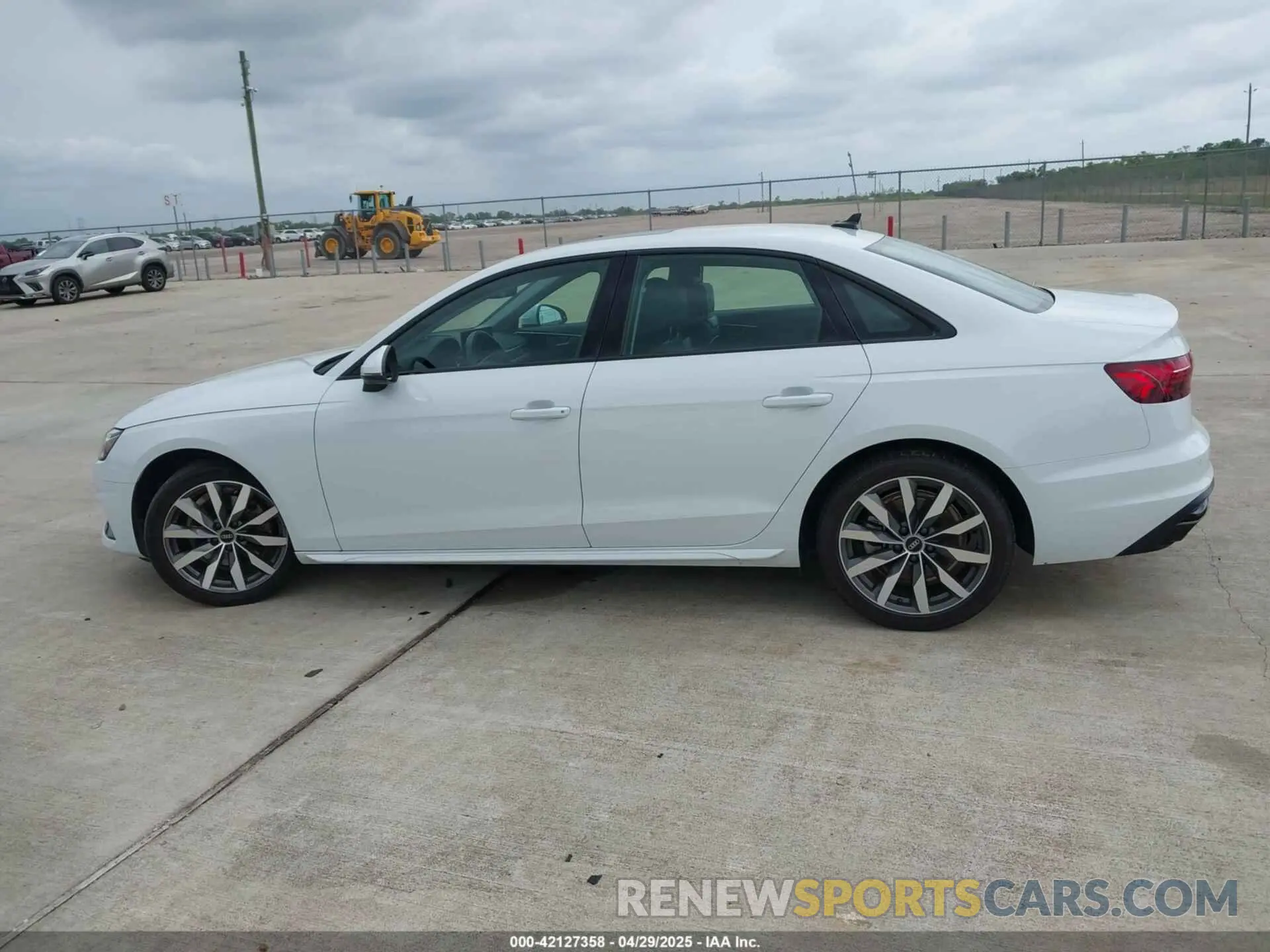 14 Photograph of a damaged car WAUBBAF48NN009765 AUDI A4 2022