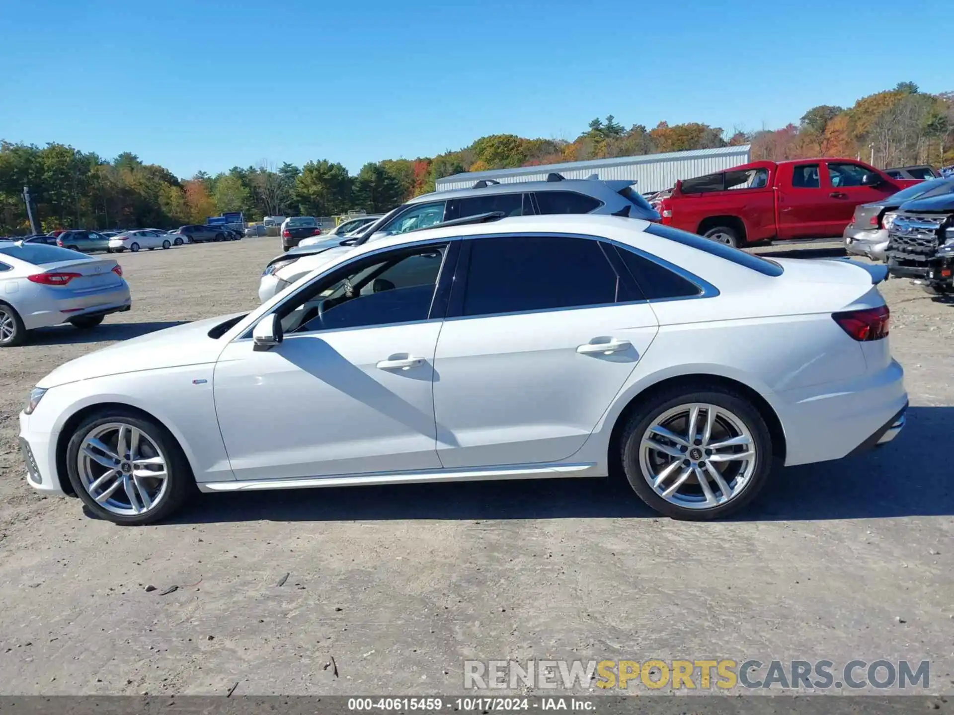 15 Photograph of a damaged car WAUEAAF41NN008814 AUDI A4 2022