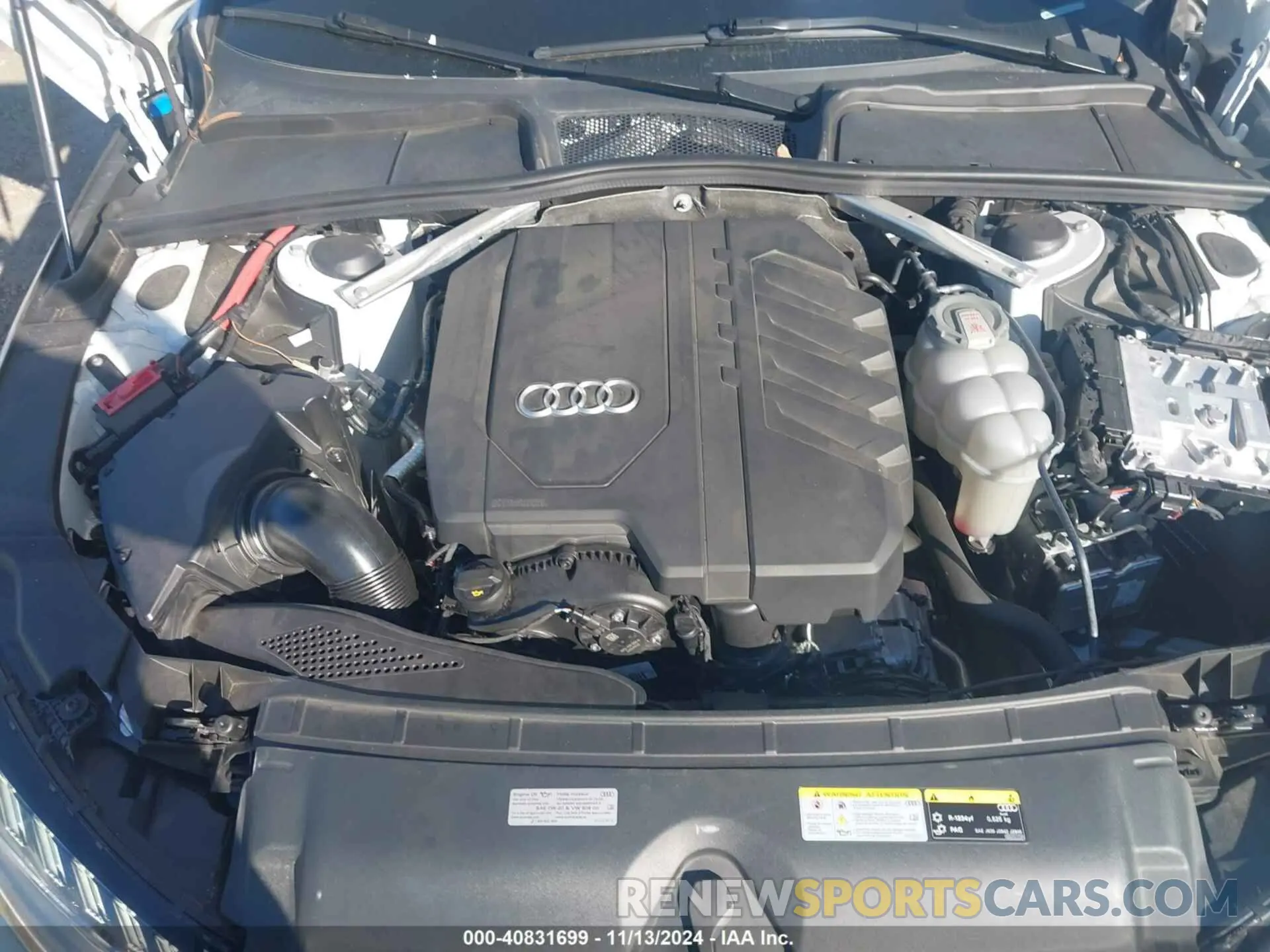 10 Photograph of a damaged car WAUEAAF42NN014492 AUDI A4 2022