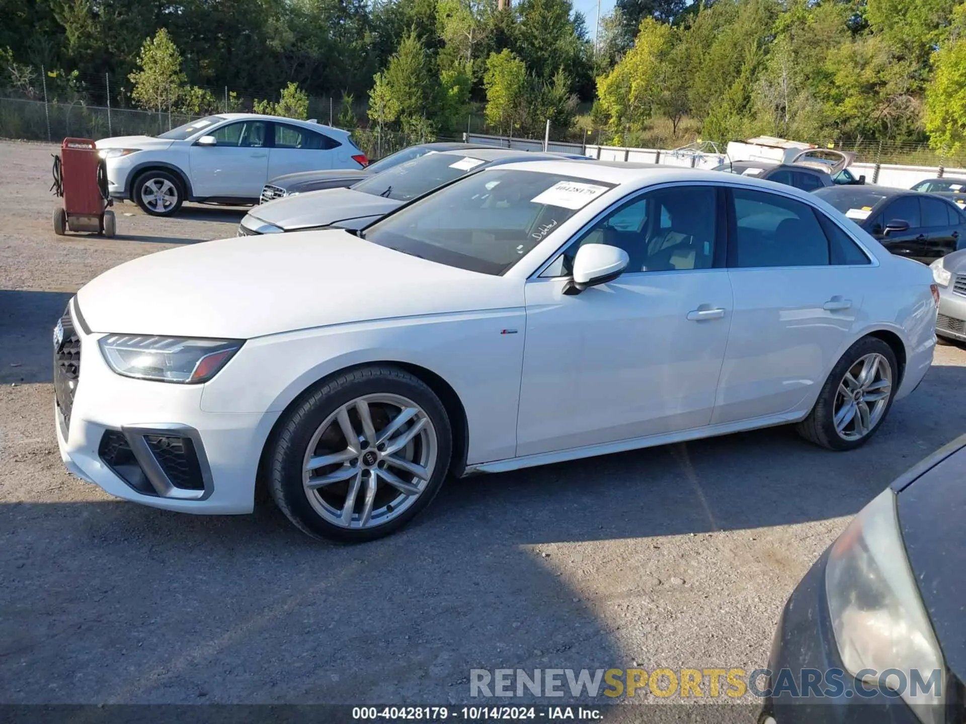 14 Photograph of a damaged car WAUEAAF43NN014842 AUDI A4 2022