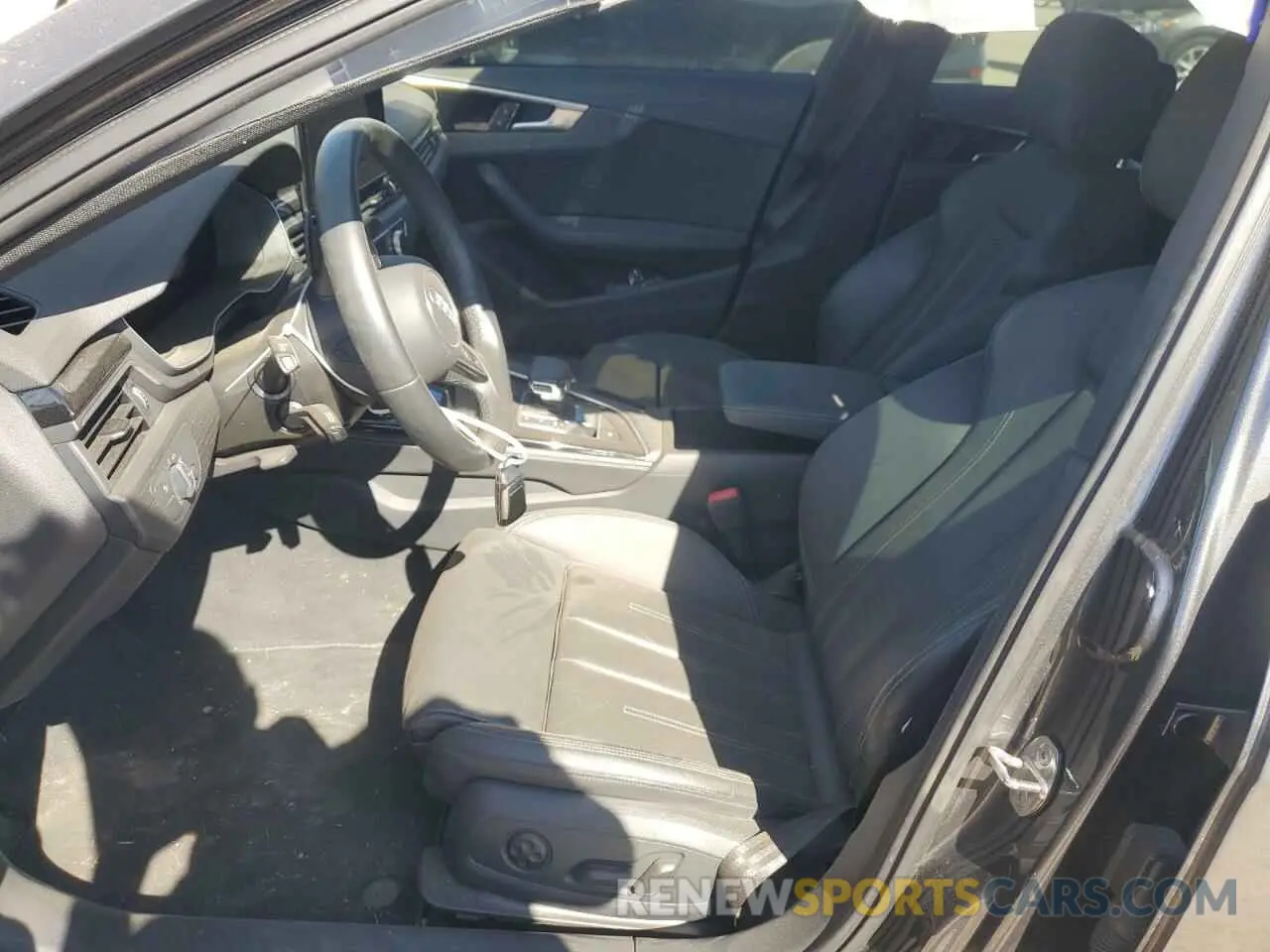 7 Photograph of a damaged car WAUEAAF44NN014395 AUDI A4 2022