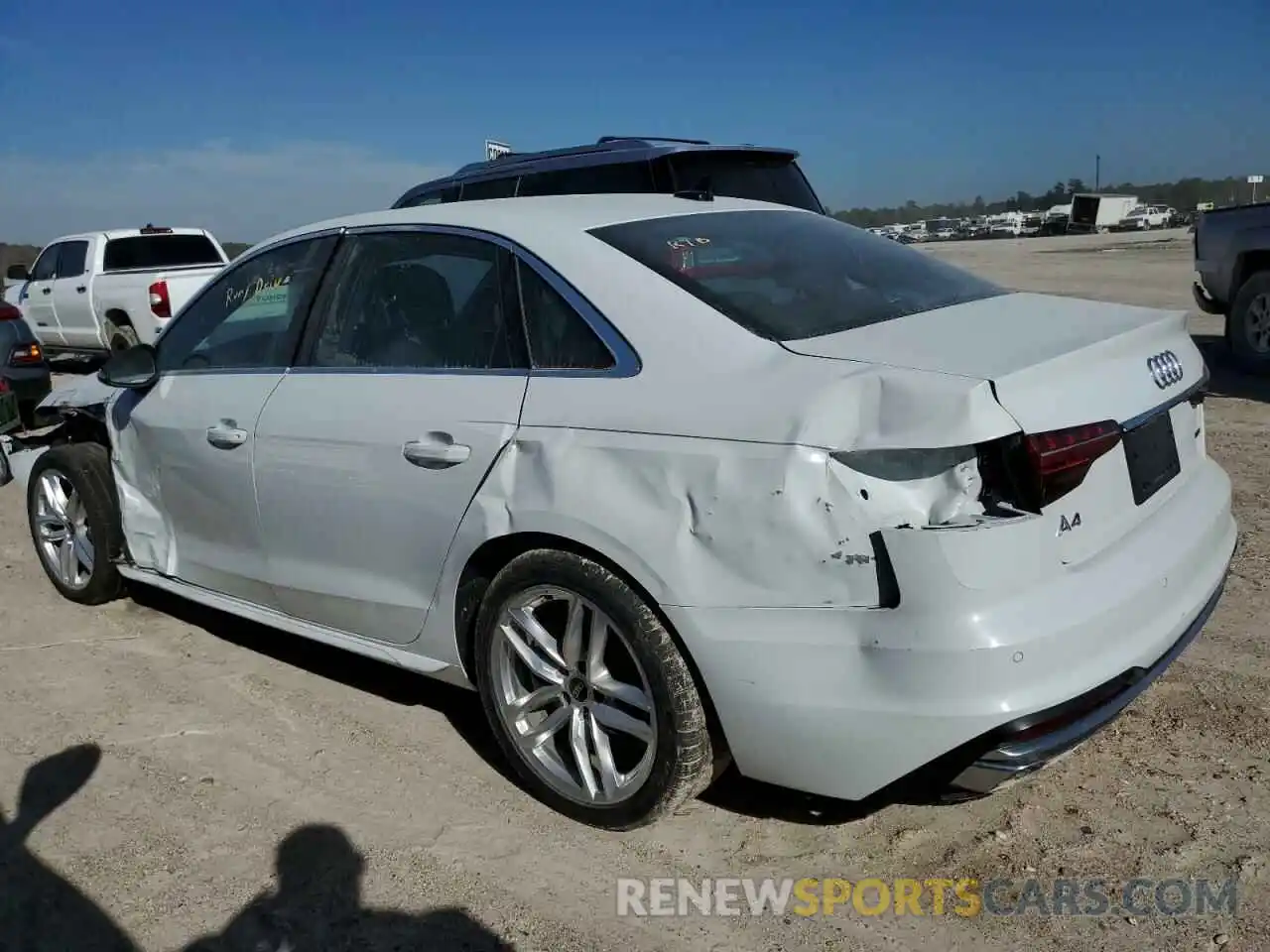 2 Photograph of a damaged car WAUEAAF44NN014994 AUDI A4 2022