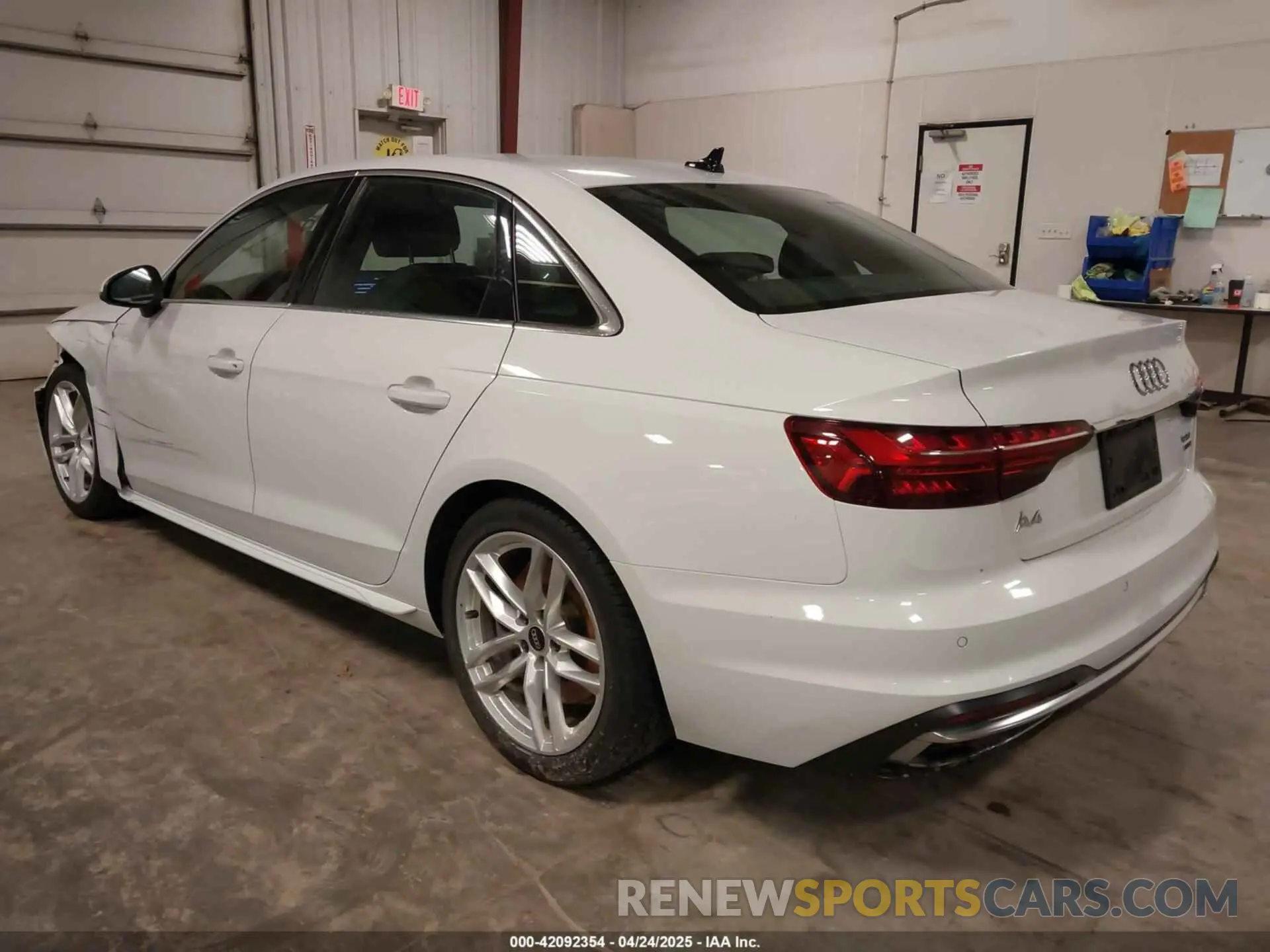 3 Photograph of a damaged car WAUEAAF44NN015059 AUDI A4 2022