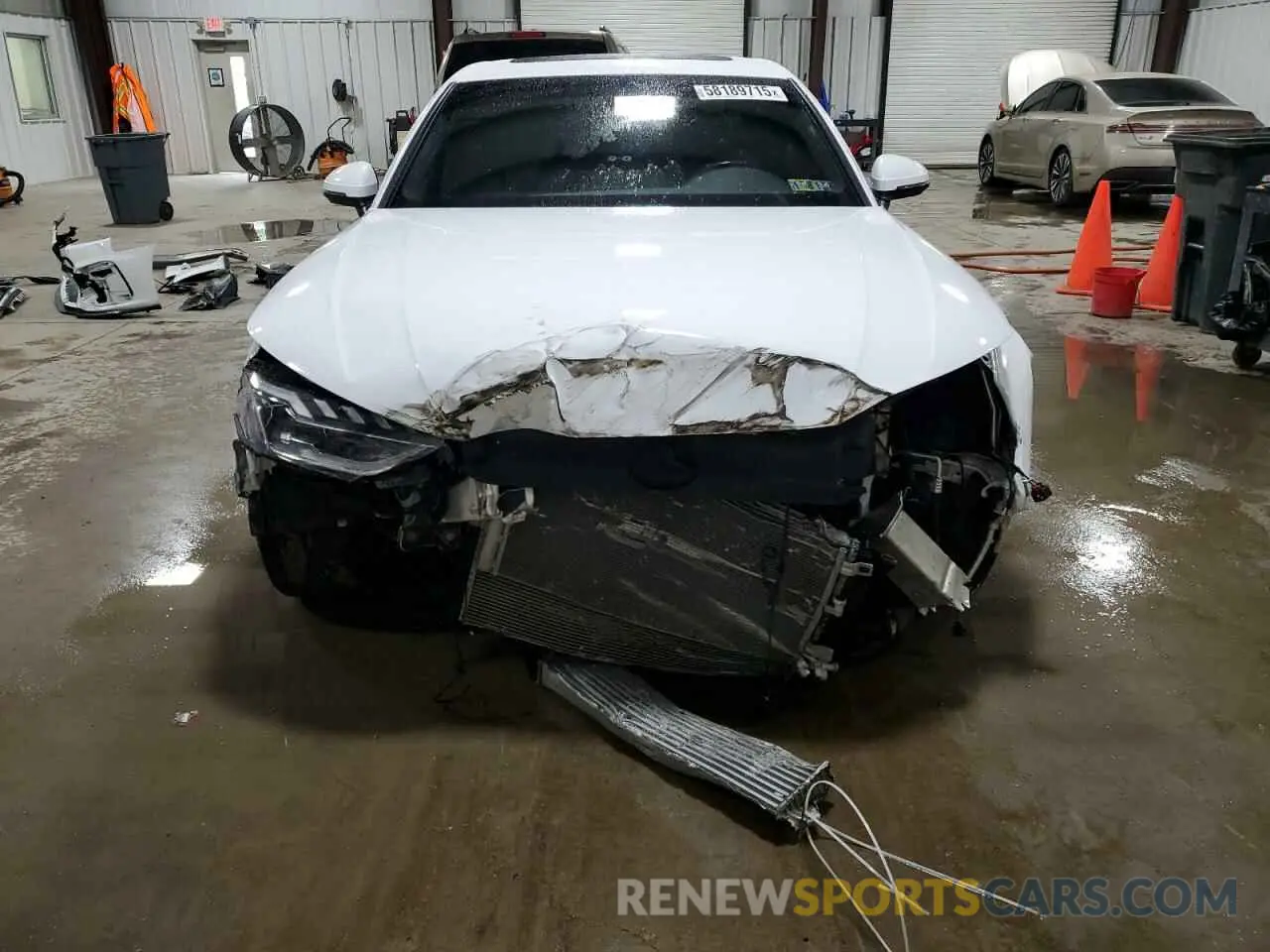 5 Photograph of a damaged car WAUEAAF44NN015501 AUDI A4 2022