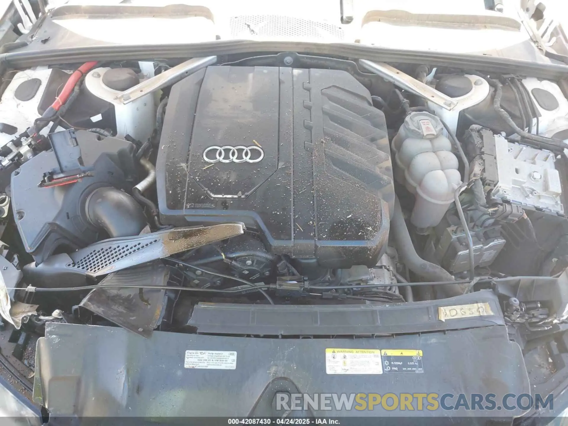 10 Photograph of a damaged car WAUEAAF45NN013501 AUDI A4 2022