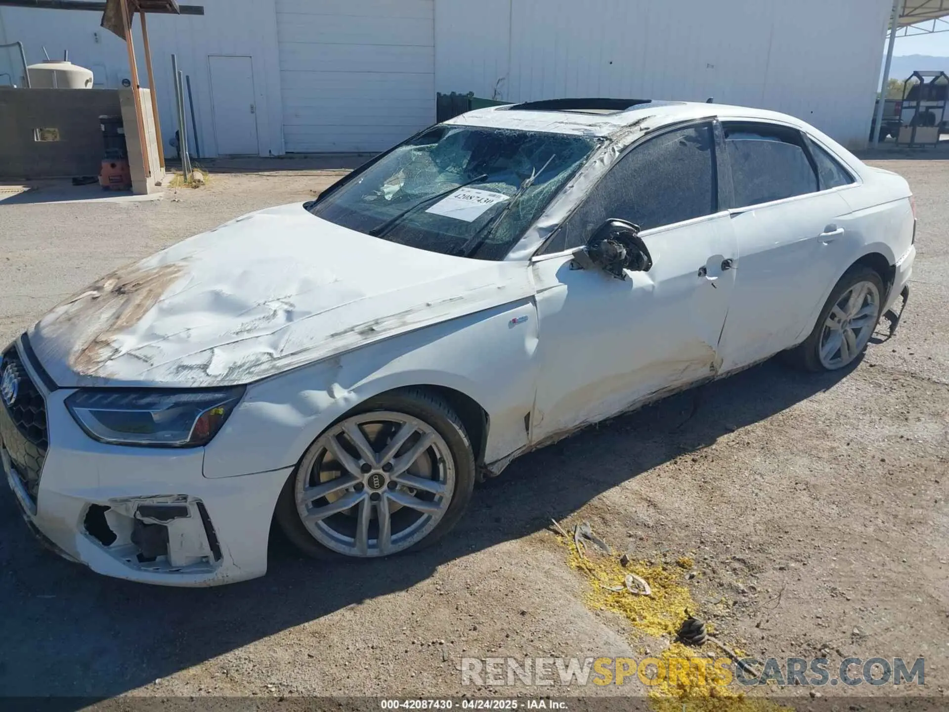 2 Photograph of a damaged car WAUEAAF45NN013501 AUDI A4 2022