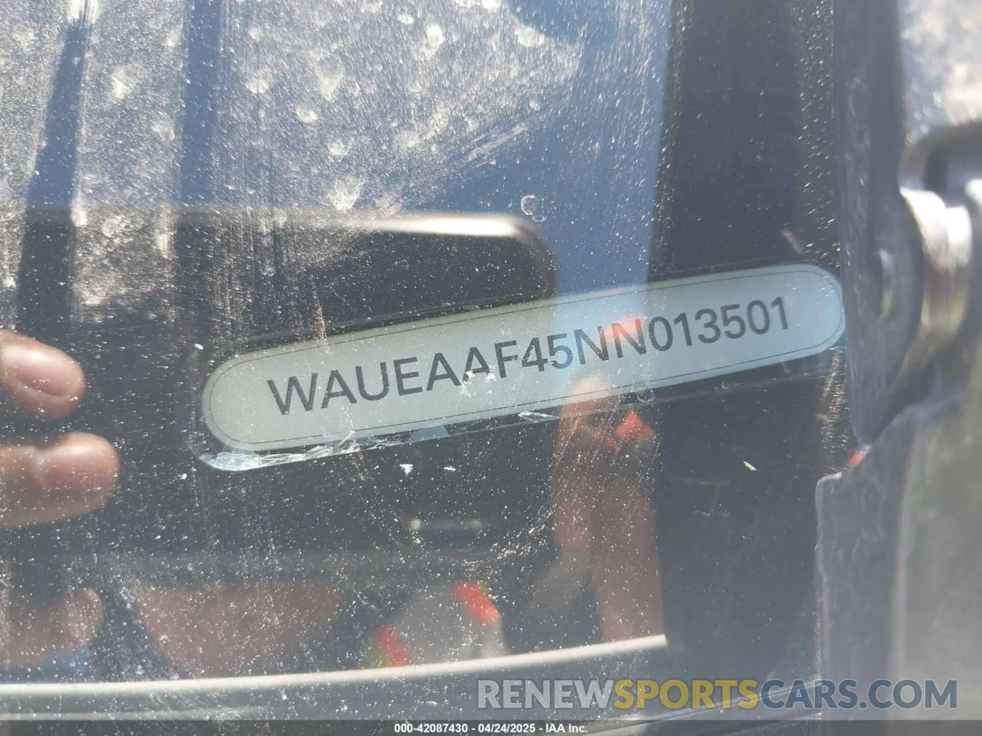 9 Photograph of a damaged car WAUEAAF45NN013501 AUDI A4 2022