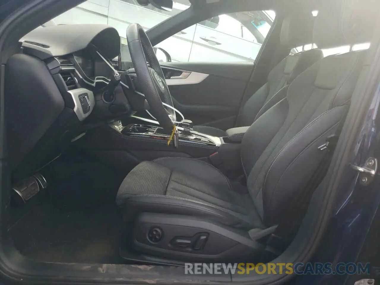 7 Photograph of a damaged car WAUEAAF48NN006557 AUDI A4 2022