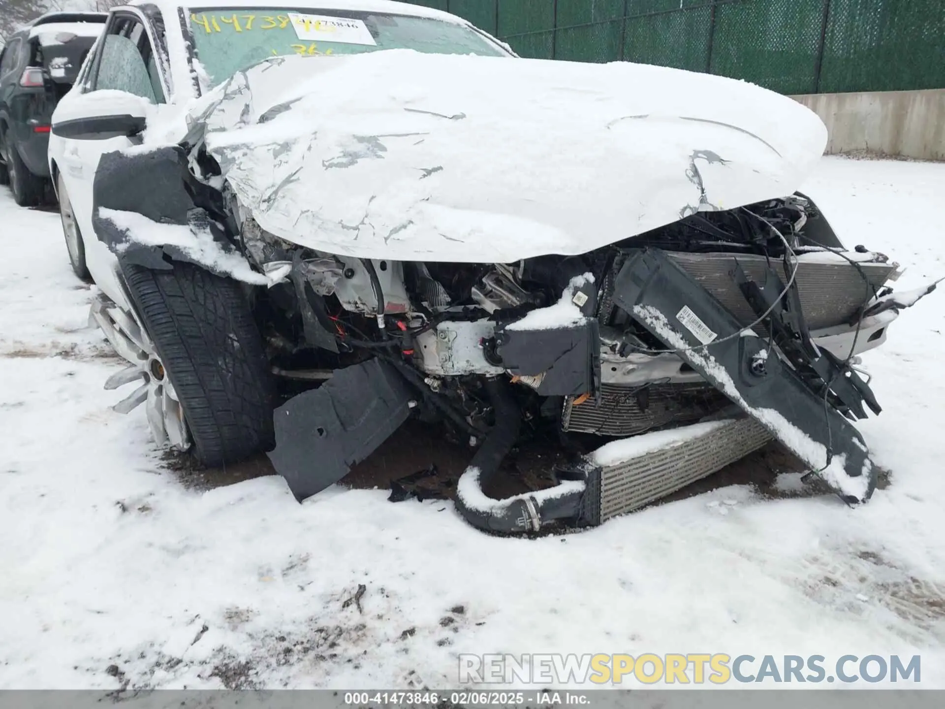 6 Photograph of a damaged car WAUEAAF48NN011774 AUDI A4 2022